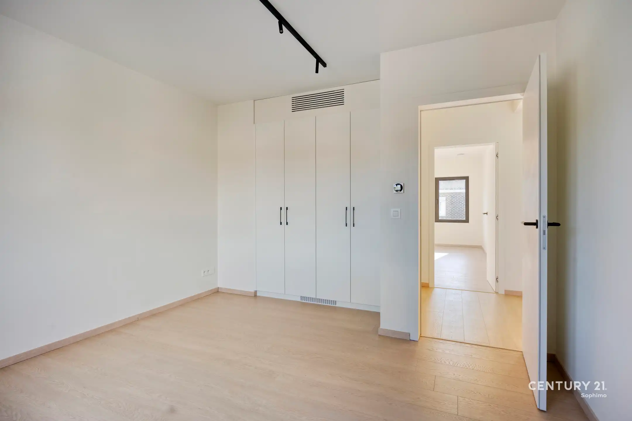 Exclusief en energiezuinig wonen met een prachtig uitzicht foto 19