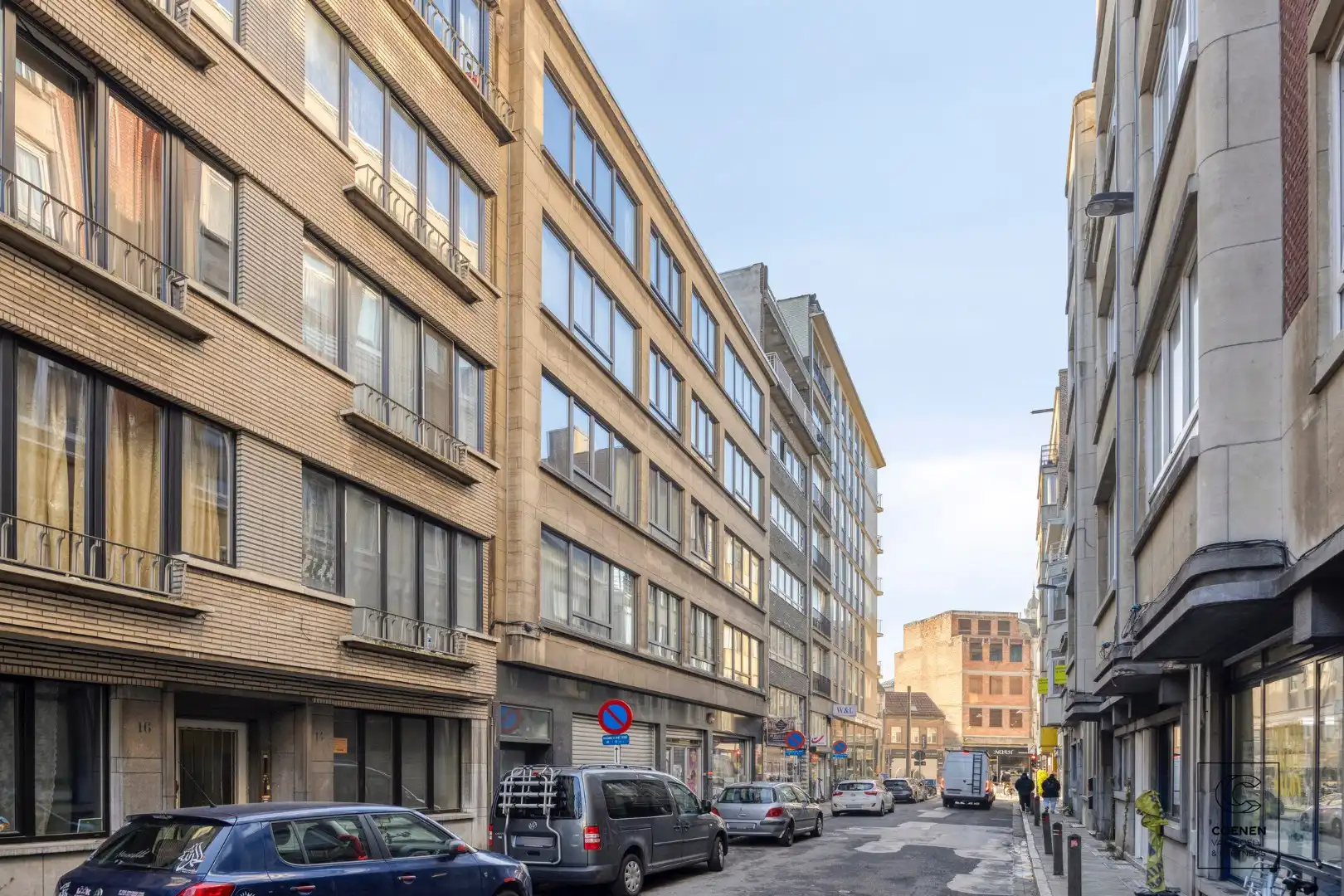 Ruim en verzorgd appartement van 121 m² op een centrale ligging te Antwerpen! foto 13