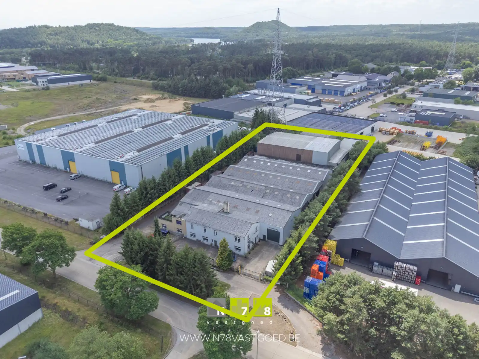 Bedrijfsvastgoed te koop foto {{pictureIndex}}