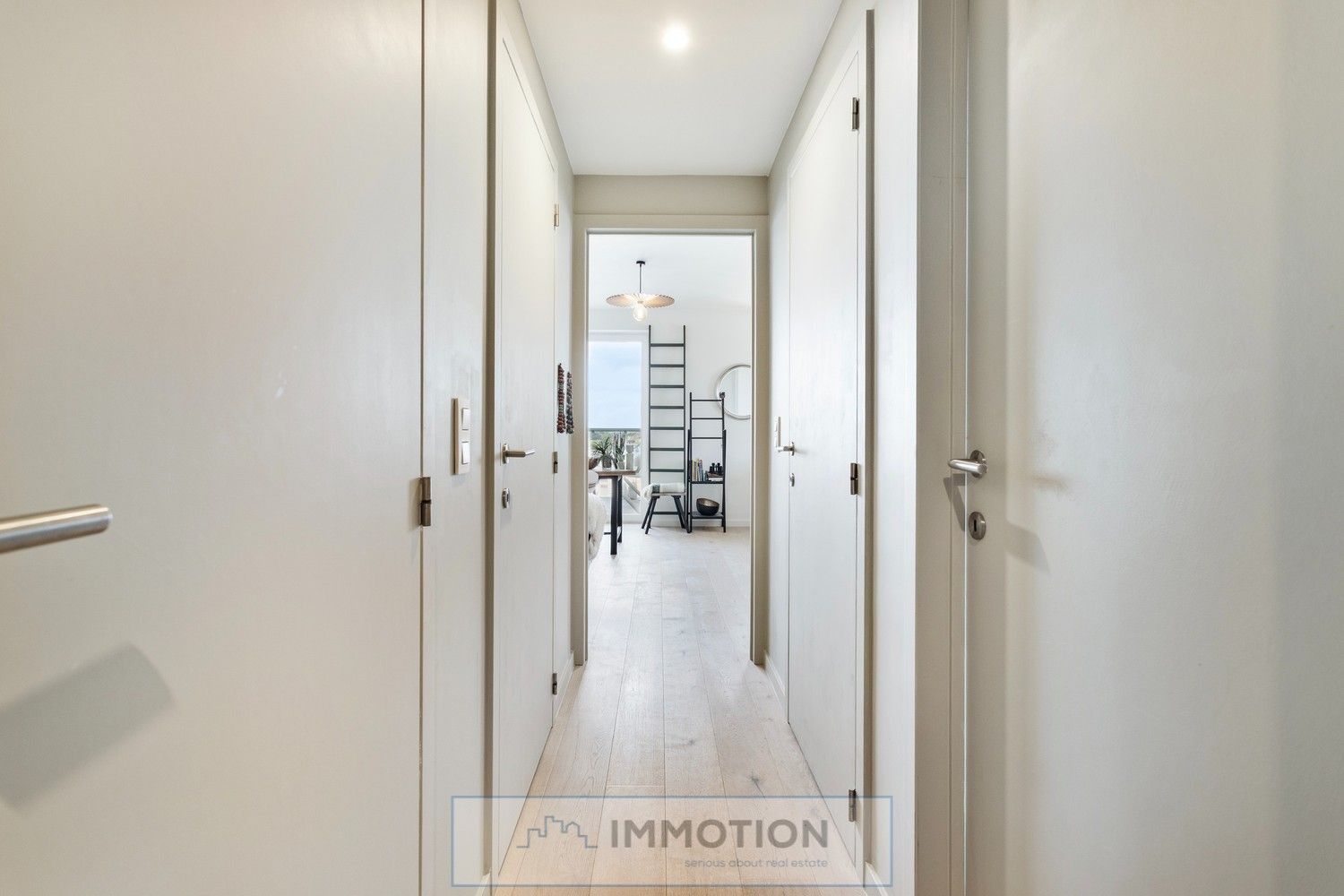 Comfortabel wonen met adembenemend uitzicht over de Leie en Kortrijk foto 6