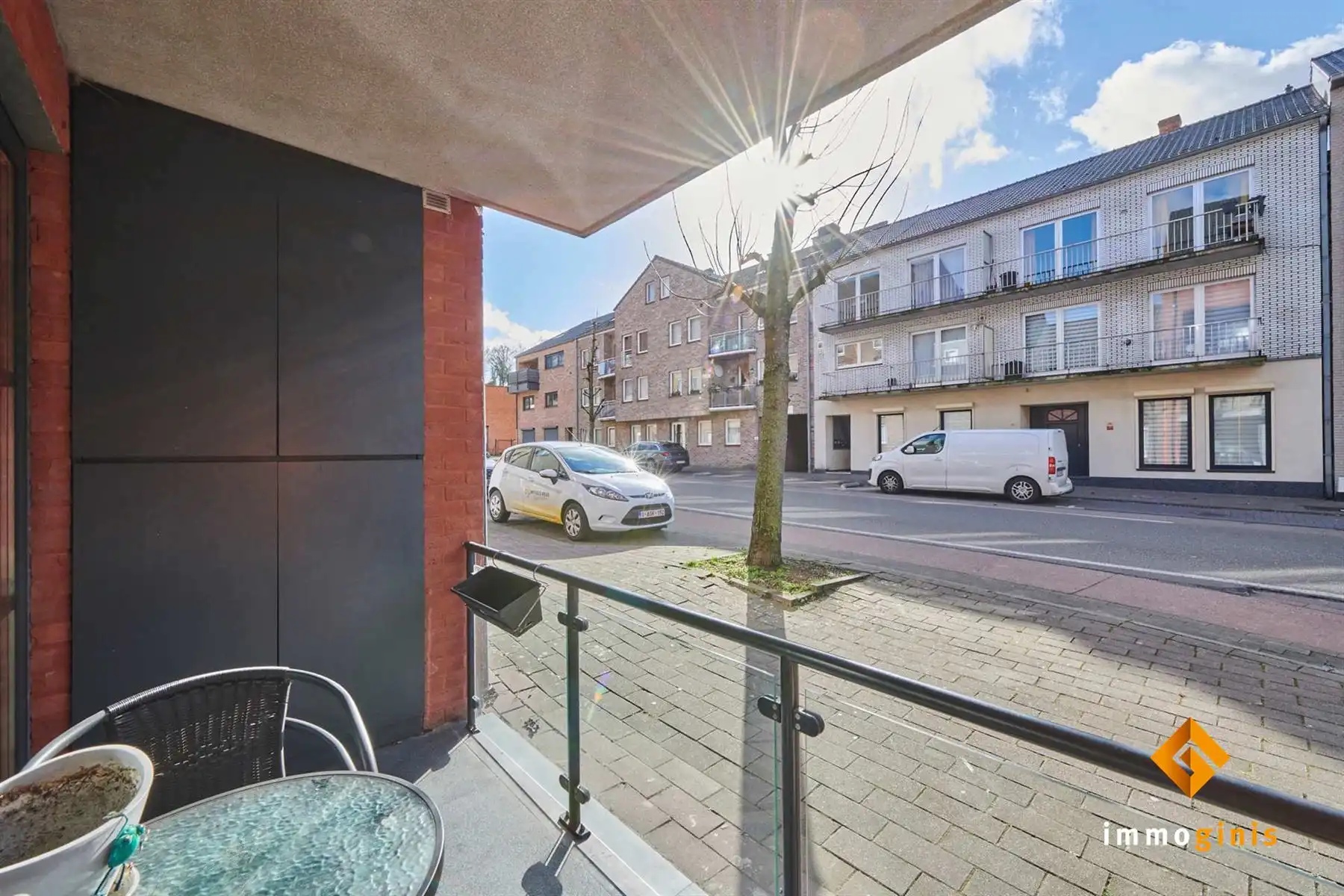 Energiezuinig gelijkvloers appartement met 2 slaapkamers, nabij het centrum van Genk! foto 10