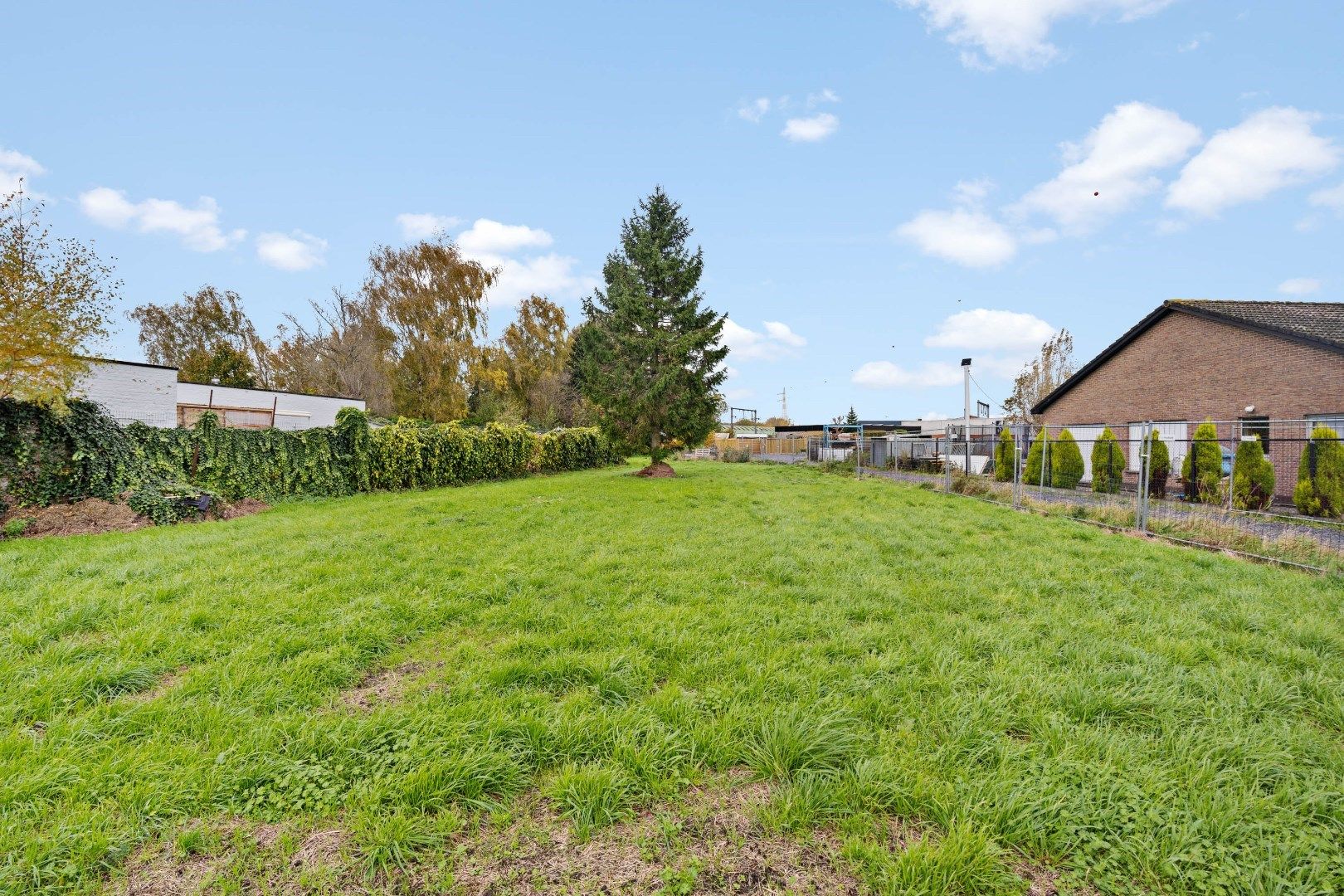 Bouwgrond voor open bebouwing op strategische locatie.  foto 4