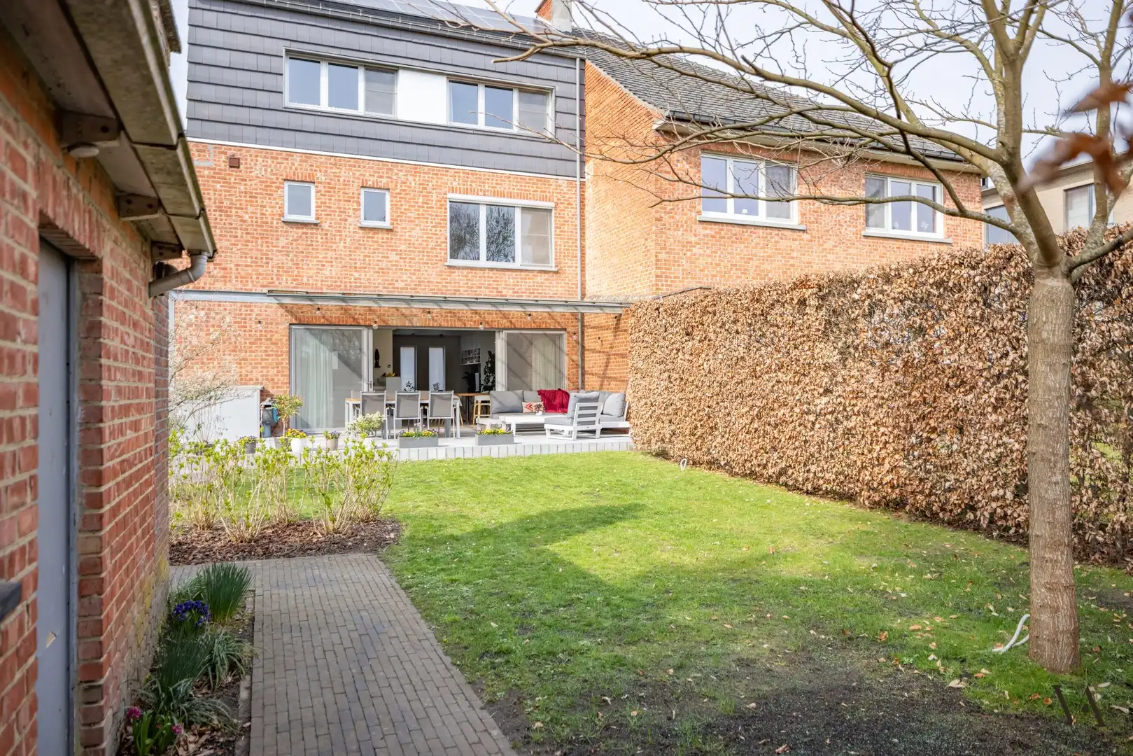 Prachtig gerenoveerde, ruime gezinswoning in de gegeerde Spaanse Kroonwijk foto 9