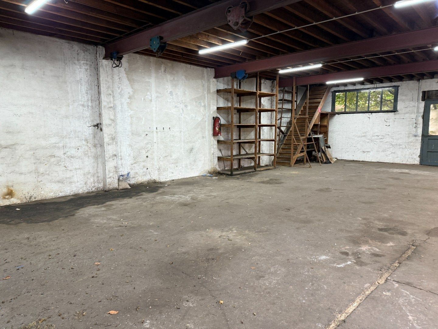 Magazijn - stockageruimte foto 7