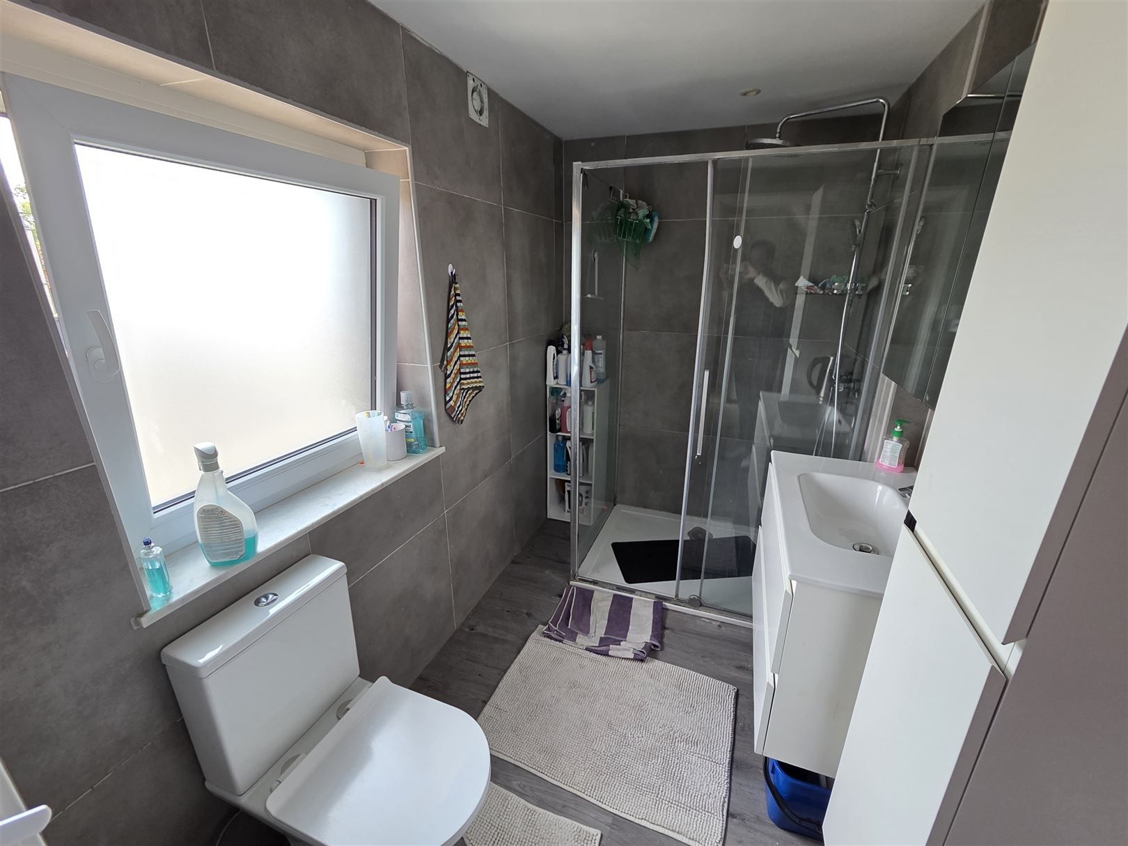 Ruime halfopen woning te Brakel foto 11