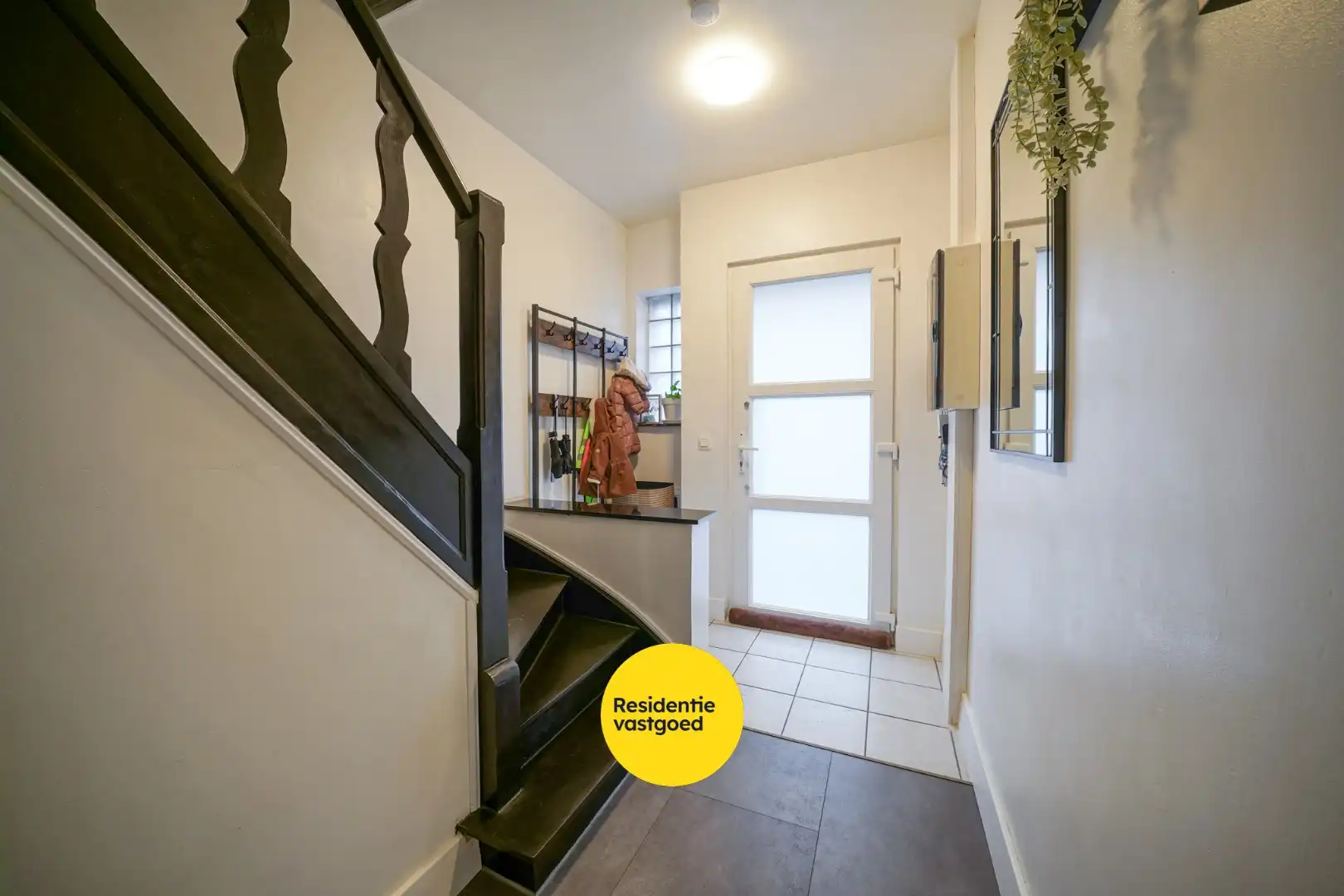 Instapklare woning met diepe tuin te Oostende foto 26