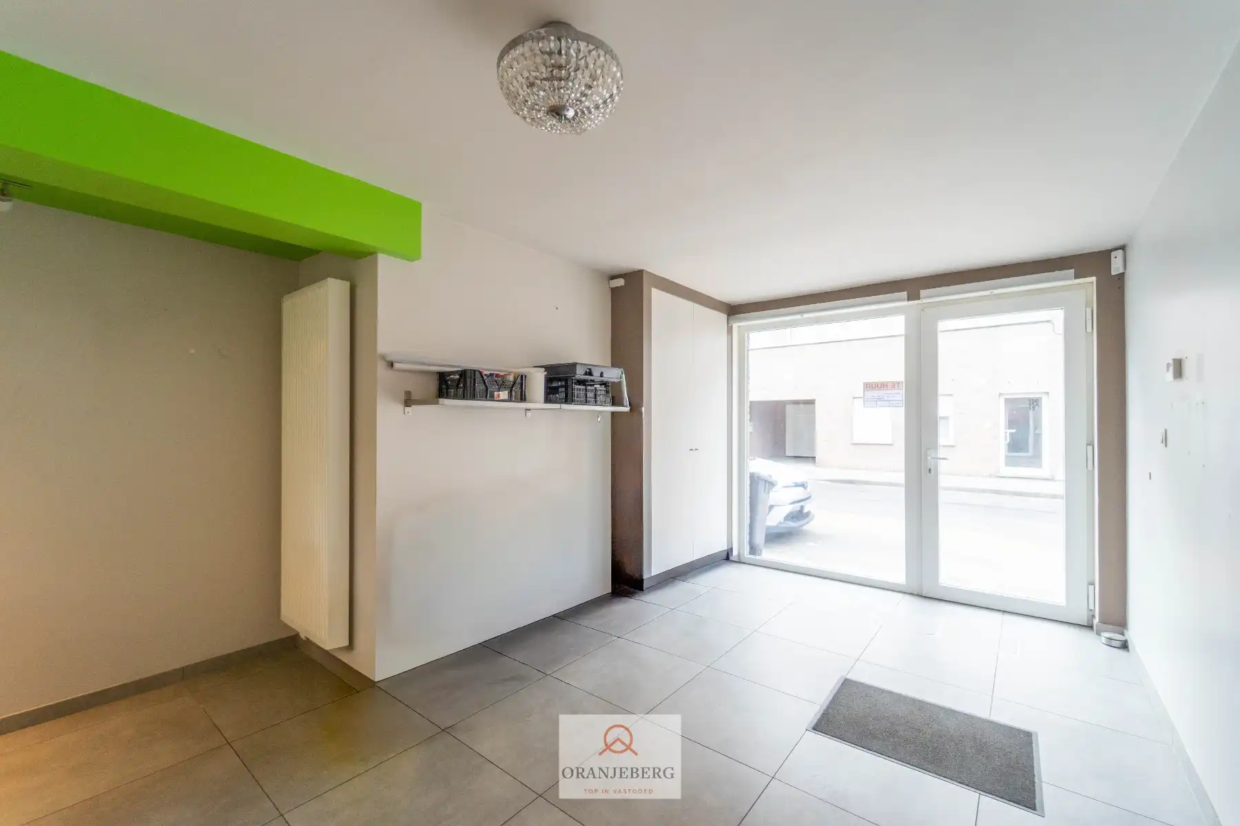 Compact handelspand met buitenruimte in centrum Drongen TE HUUR foto 5