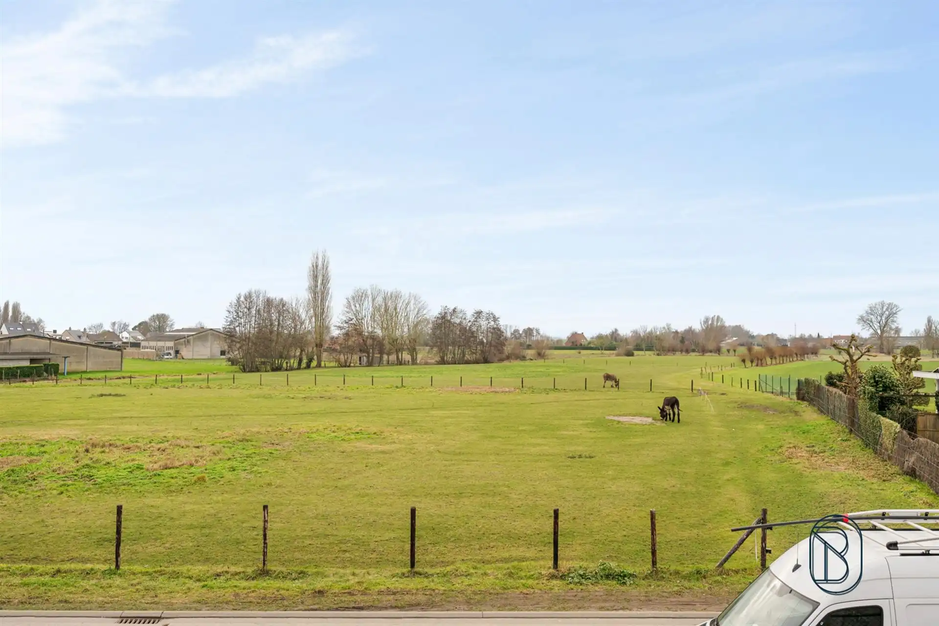 Landelijk gelegen bouwgrond in Sint-Eloois-Vijve te koop! foto 3