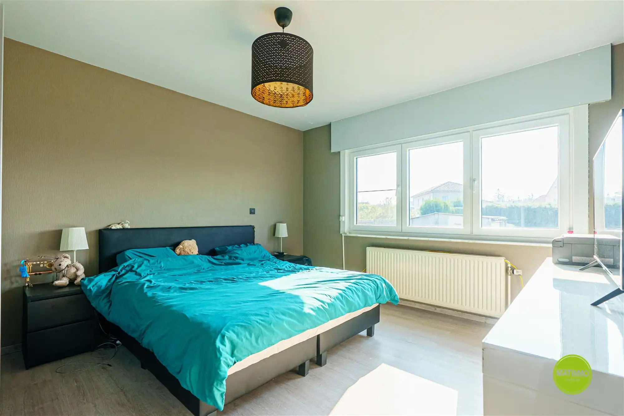 Gerenoveerde, instapklare gezinswoning met 5 slaapkamers foto 15