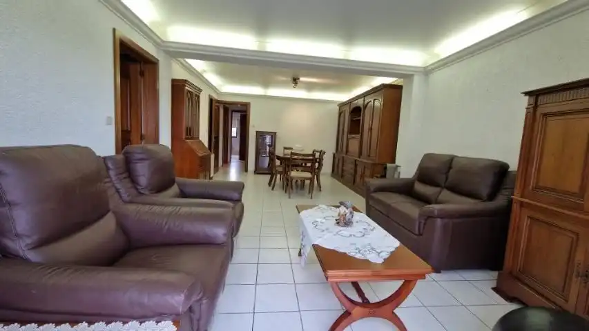 Praktisch ingericht en ruim APPARTEMENT met 2 slaapkamers, mooie leefruimten en garage in centrum van Tienen. foto 10