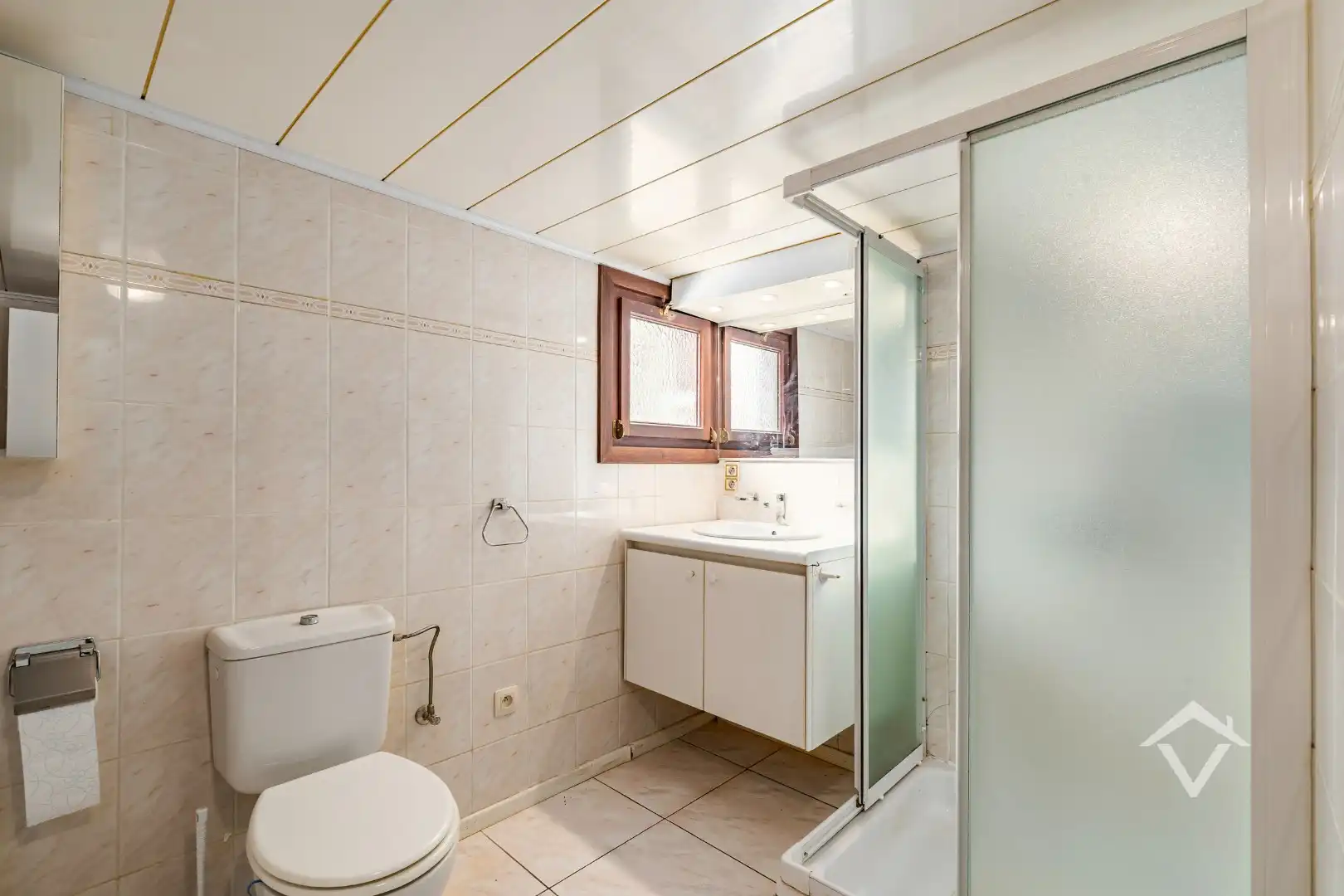 Instapklare woning met 3 slaapkamers en tuin te Ichtegem foto 13