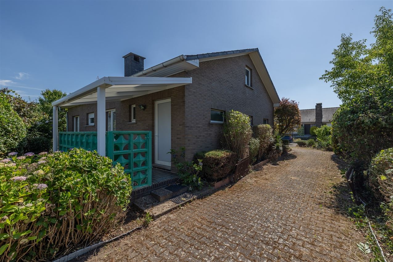 Solide woning, alles gelijkvloers, 3slk, twee garages in geliefde wijk  foto 34