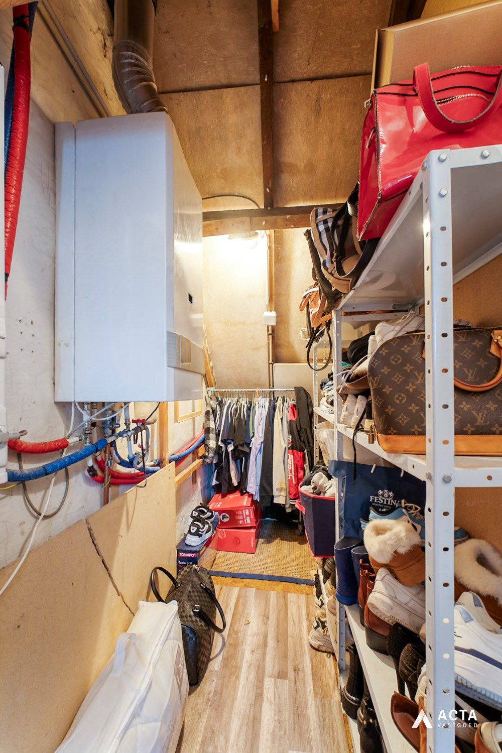 Gezinswoning met twee slaapkamers en tuin in Adinkerke foto 16