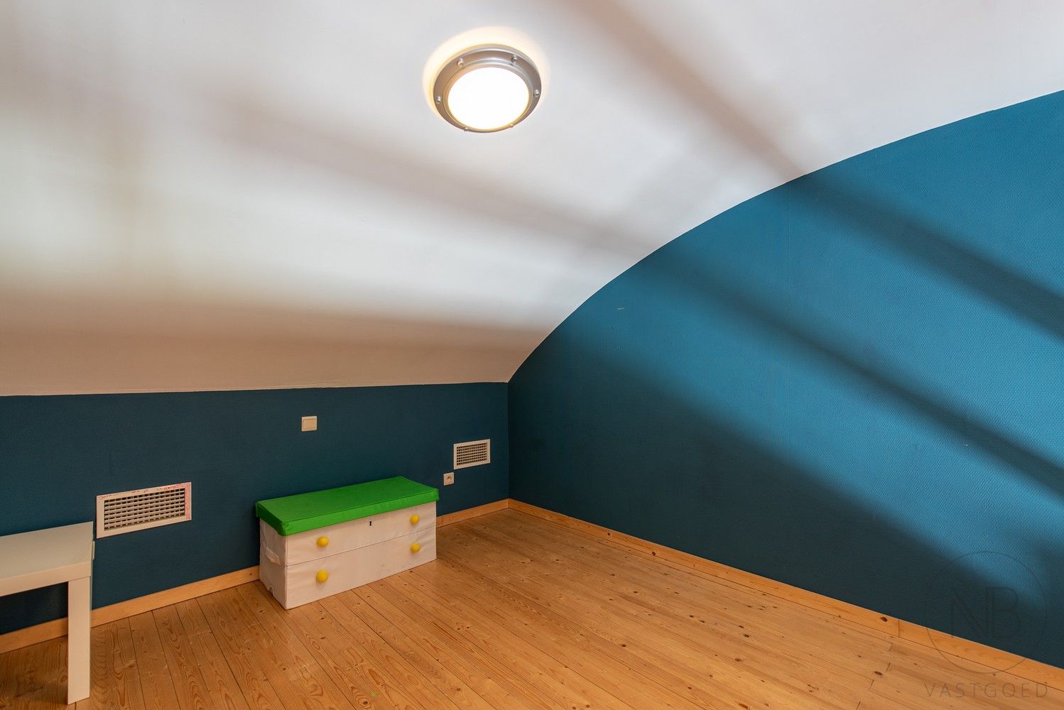 Moderne villa  met zwembad op toplocatie in Genk - instapklaar en future-proof foto 28