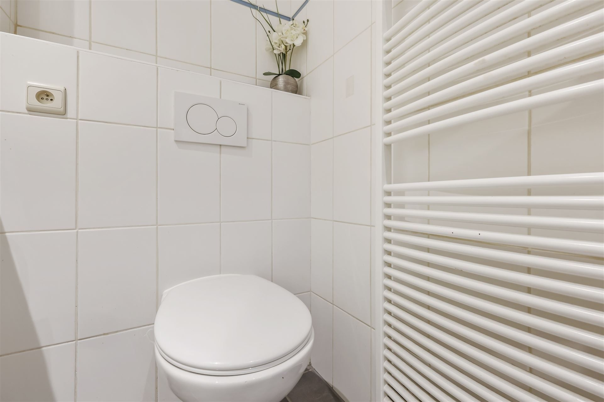 ZONNIG / LAGE ALGEMENE KOSTEN  foto 15