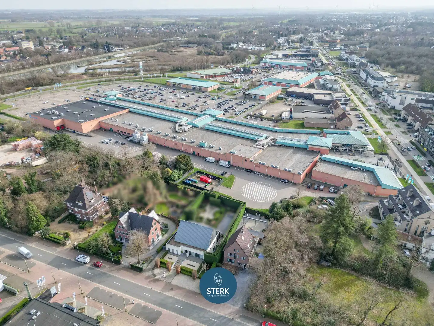 HANDELSPAND MET APPARTEMENT OP TOP LOCATIE TE MAASMECHELEN !  foto 4