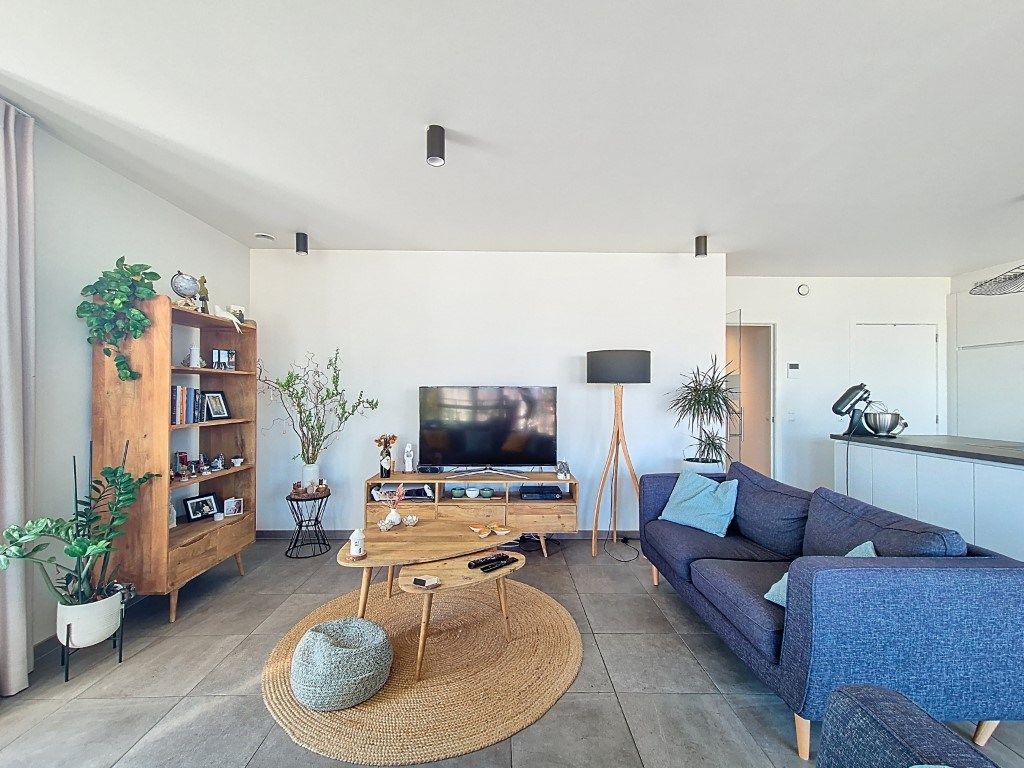 Appartement met 2 slpks & garage foto 3