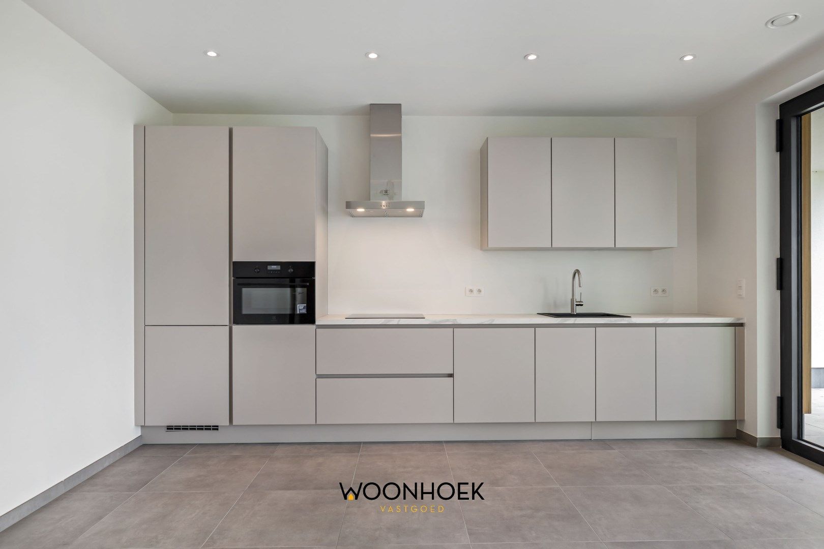 Luxueus 2-slpk nieuwbouwappartement OEVERPARK te Lokeren foto 3