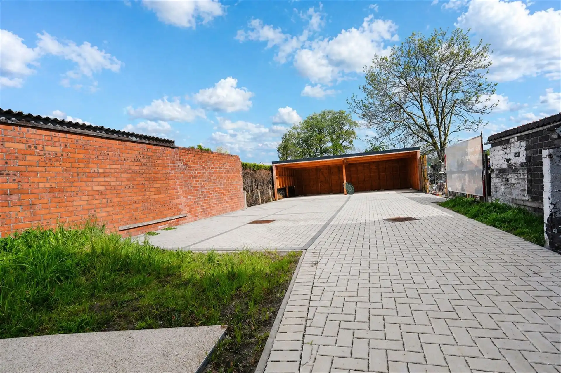 Nieuwbouwinvesteringsproject met 5 appartementen in Moerbeke foto 3