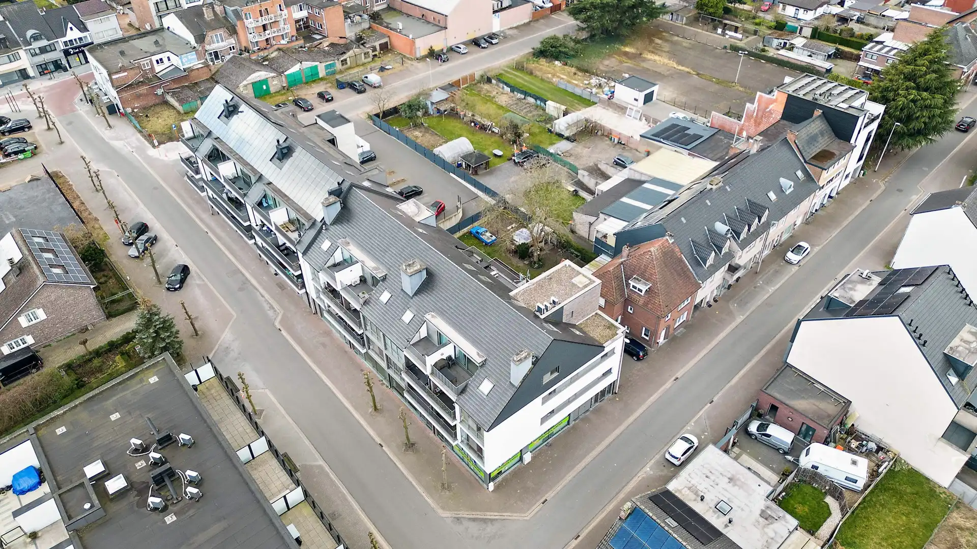 MODERN, ENERGIEZUINIG DUPLEX APPARTEMENT MET 4 SLAAPKAMERS IN MAASMECHELEN foto 25