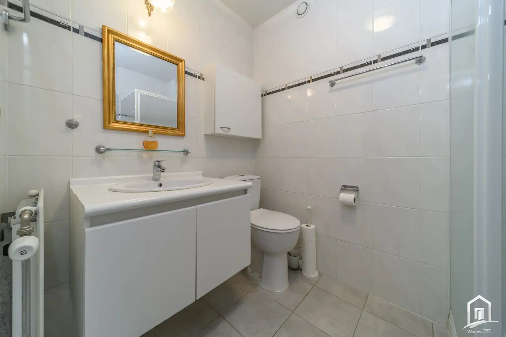 Centraal gelegen appartement te Nieuwerkerken foto 13