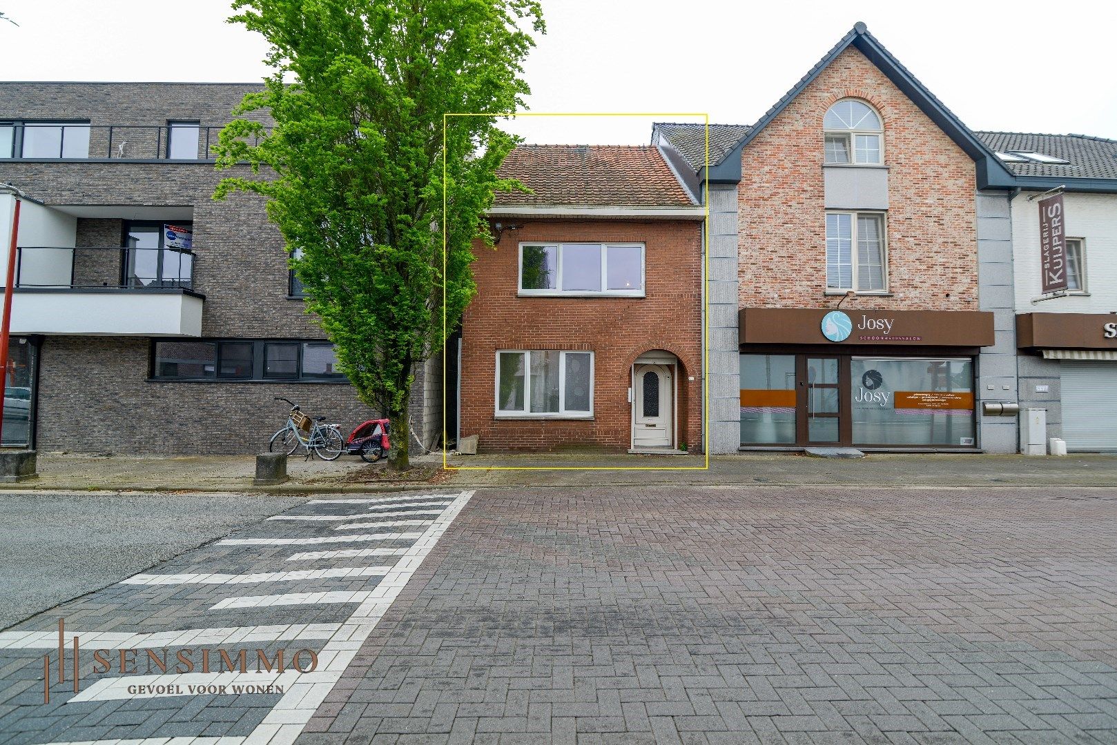 Op te frissen ruime gezinswoning met 3 slaapkamers foto 1