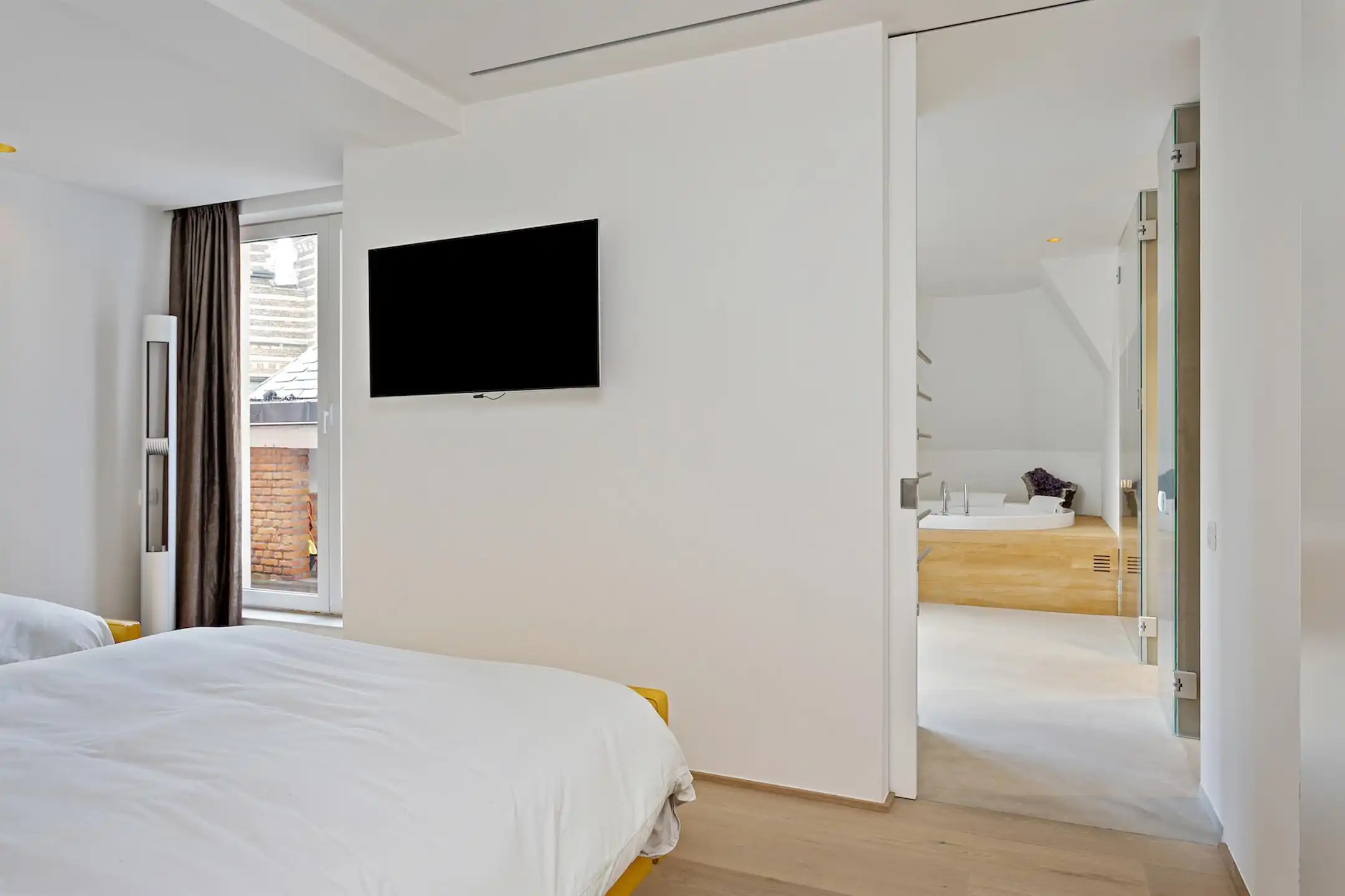 ANTWERPEN - Royale penthouse, gemeubeld, met panoramisch zicht op de Schelde, in een prestigieus gebouw. foto 23