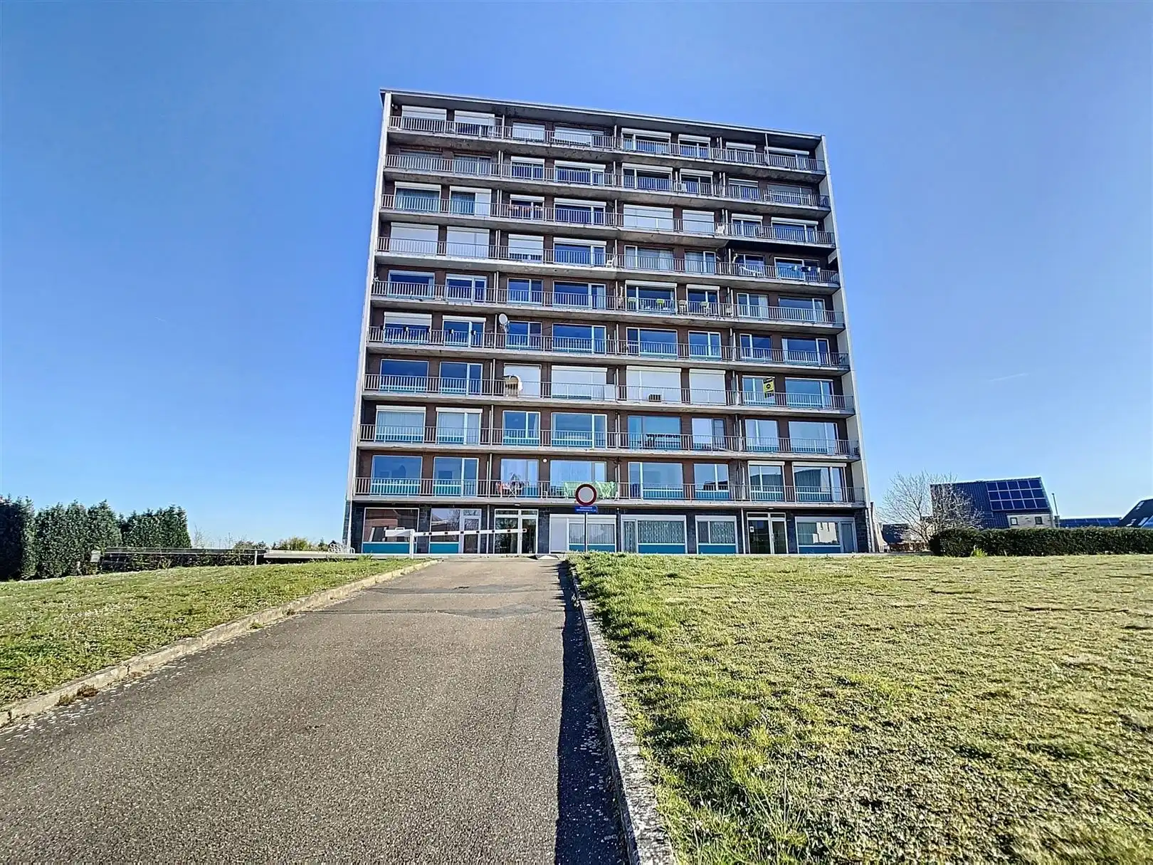 Instapklaar App met 2 slpks, autobox en kelder foto 3