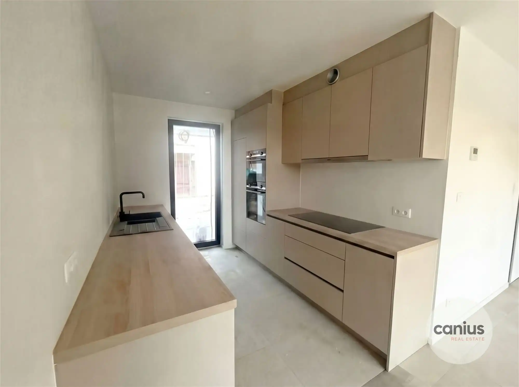 KNAPPE NIEUWBOUWWONING MET 3 SLPKS foto 5