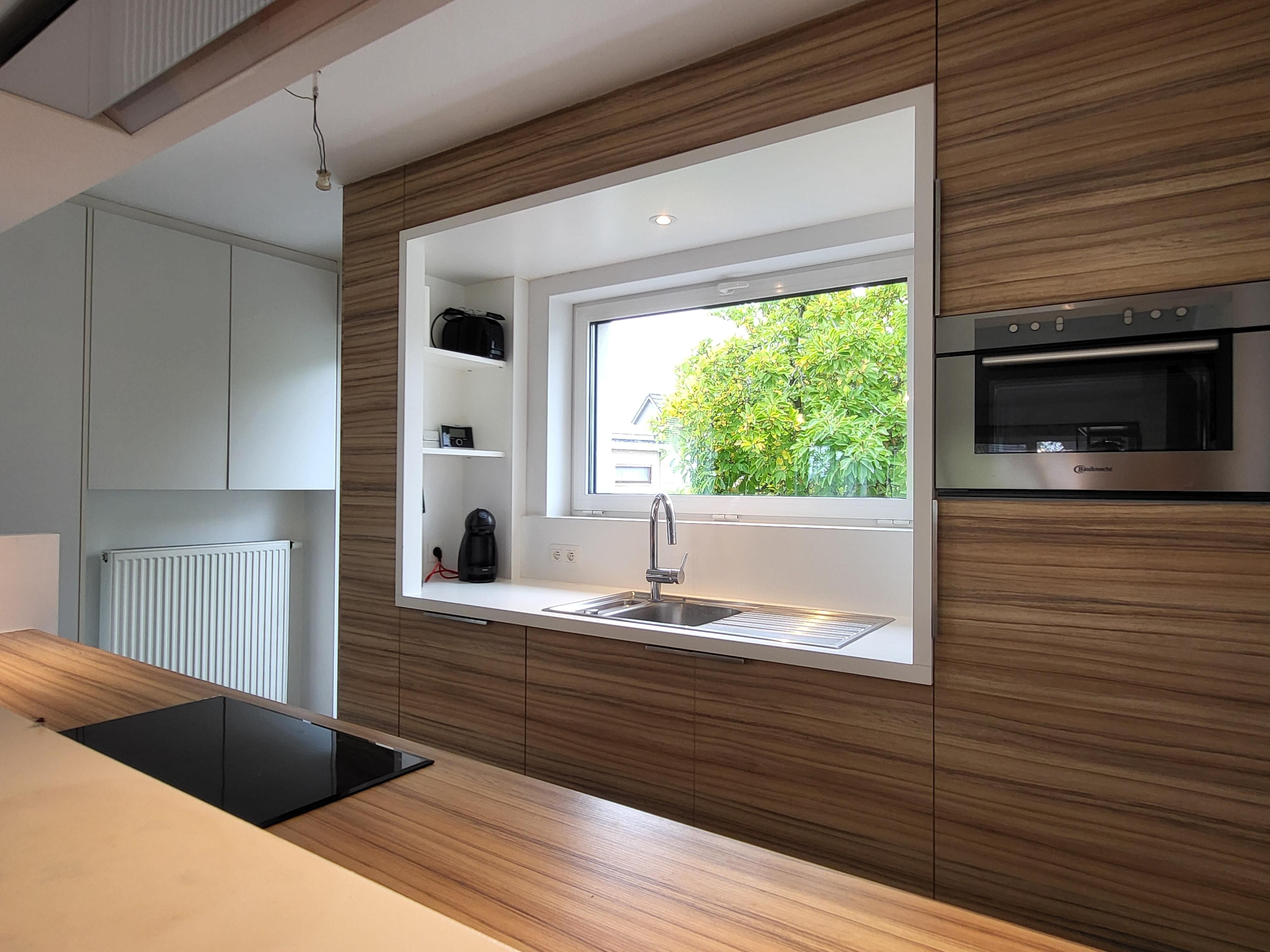 Prachtig gerenoveerde woning in 2015 op 428m² met zonnepanelen, zonnige tuin en 2 garages.  foto 21