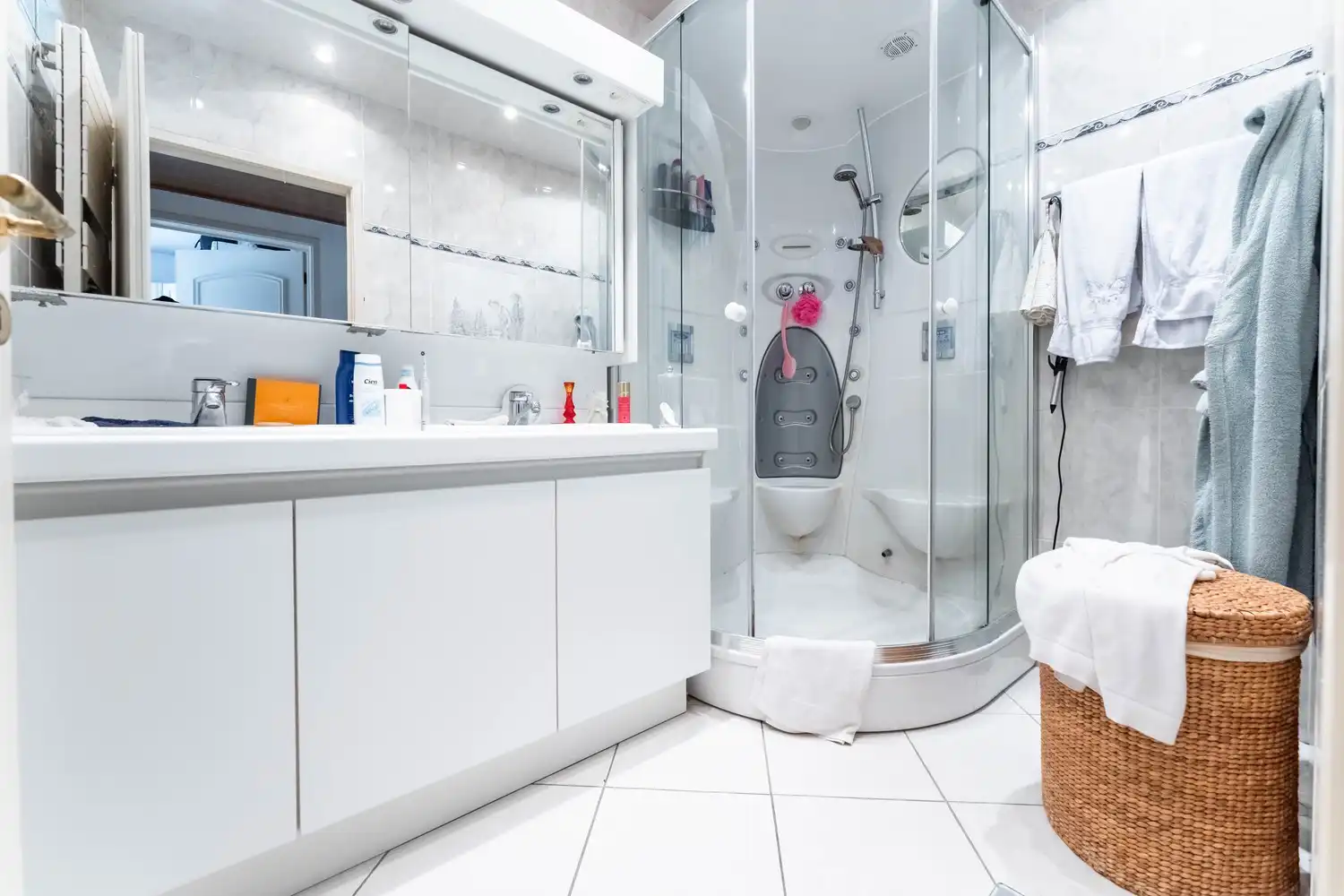 Te huur: Prachtige woning in het villapark Achel Statie op 1350m² foto 20