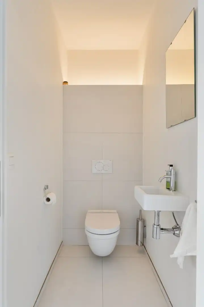 Exclusief penthouse met ruim terras, 2 slpk, dubbele autostaanplaats, centrum Genk foto 23