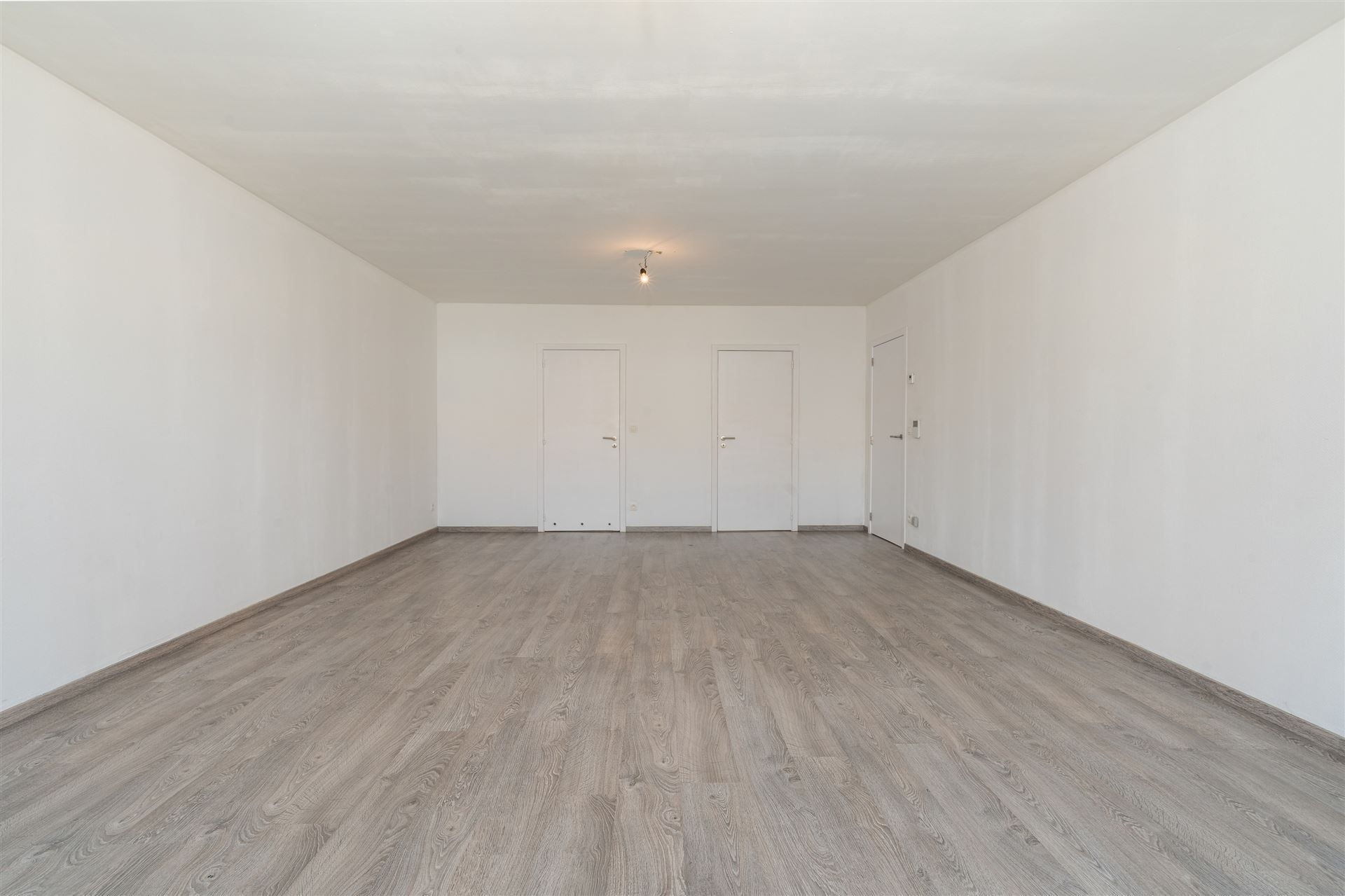 RECENT VERNIEUWD / 2 SLAAPKAMERS foto 3