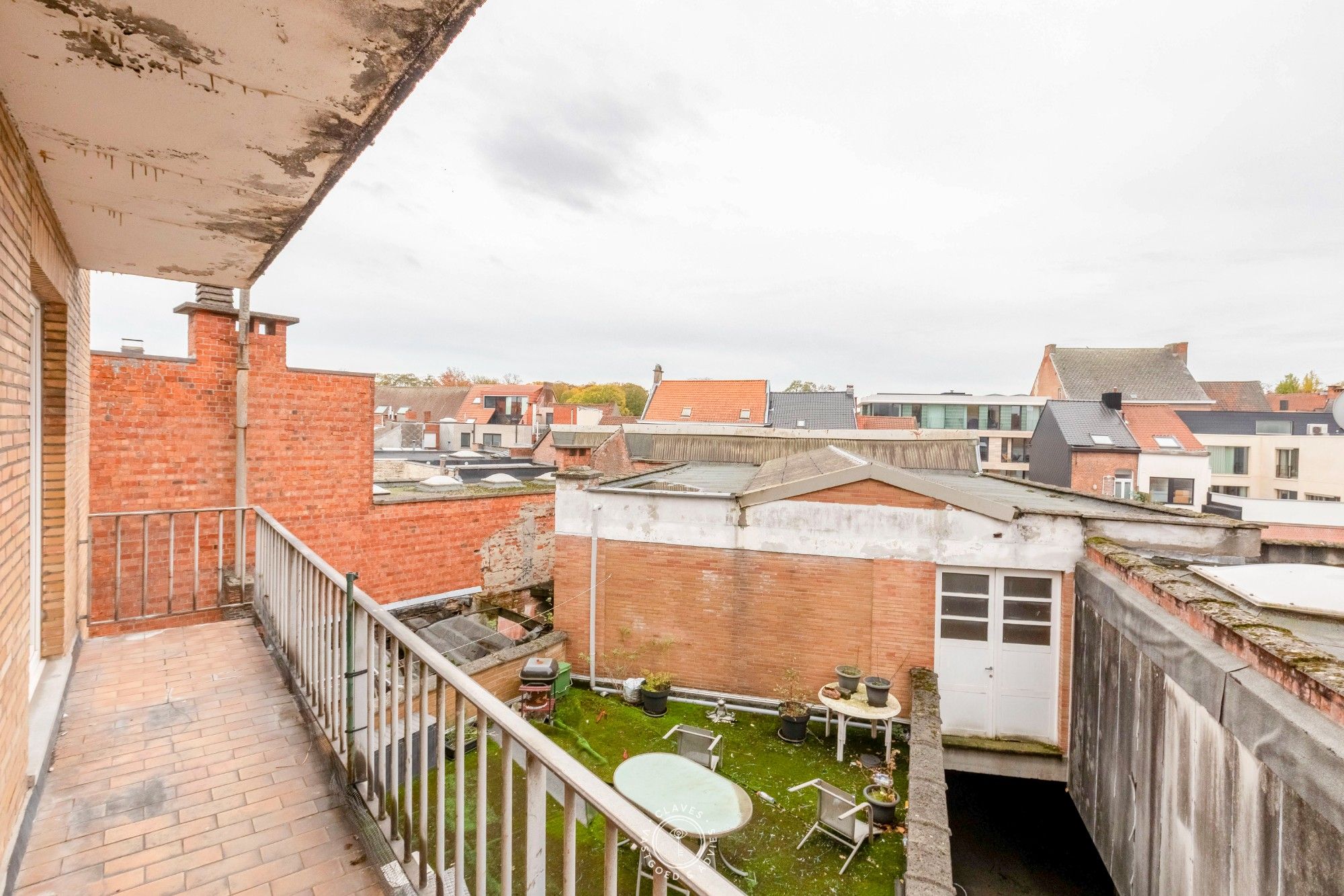 Welgelegen investeringseigendom met ruime driekamerappartementen foto 22