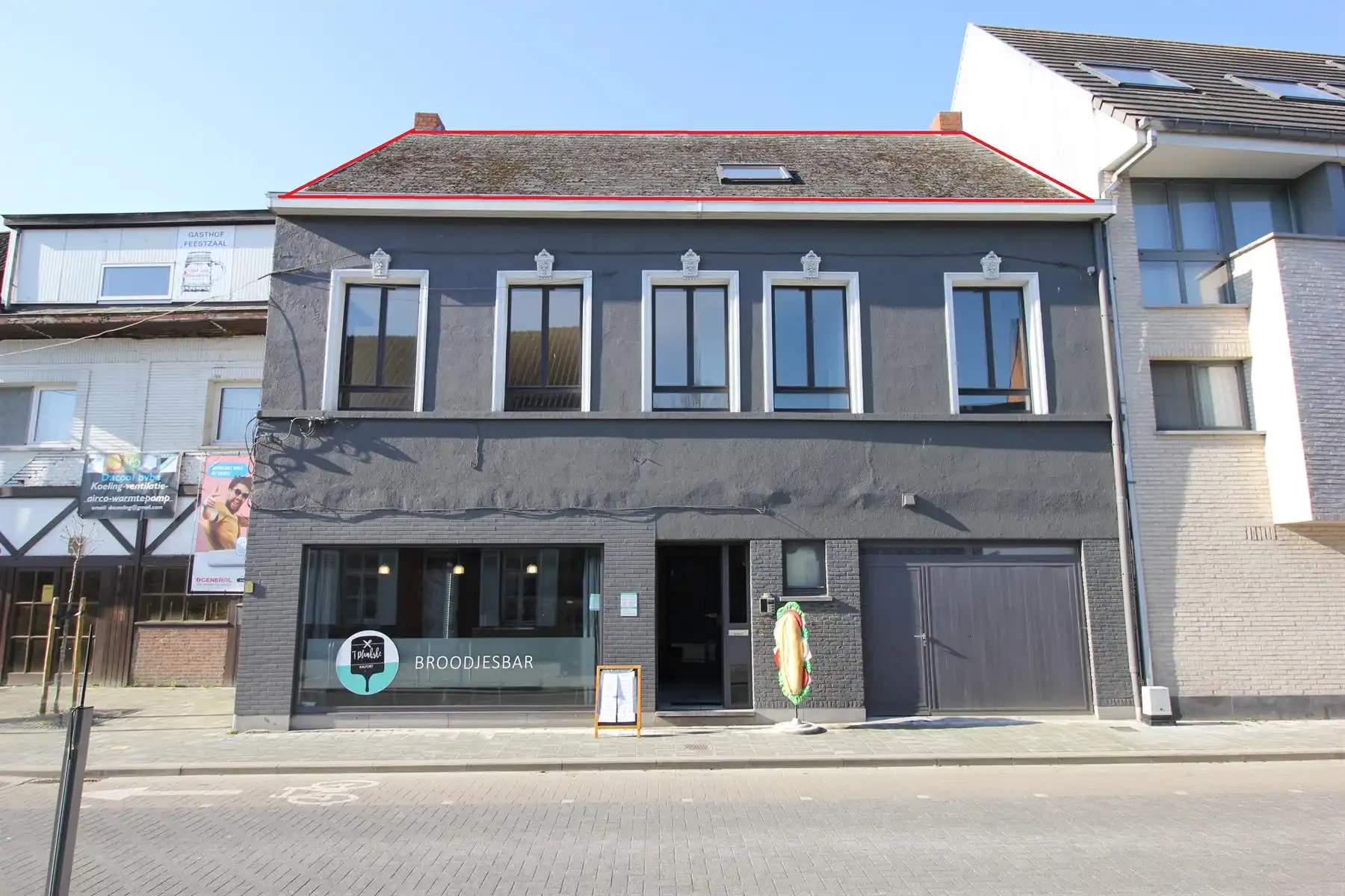 Charmant loft-appartement met mezzanine en terras foto {{pictureIndex}}