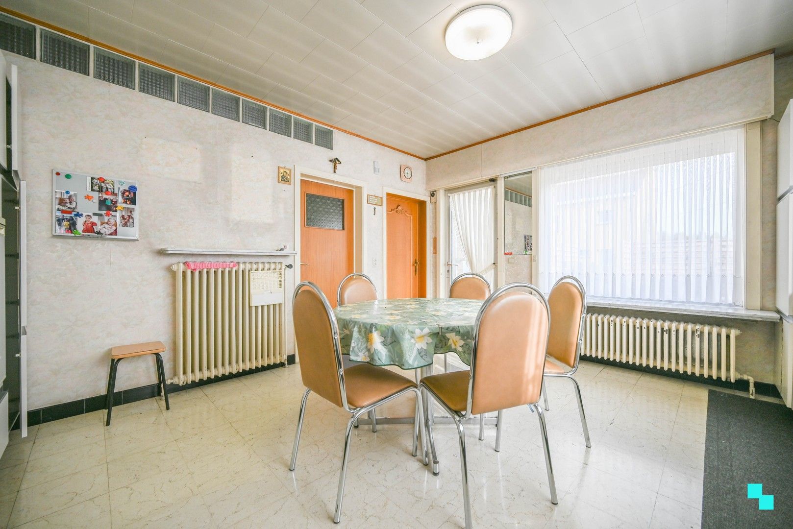 Hoekpand met 4 slaapkamers te Desselgem foto 12