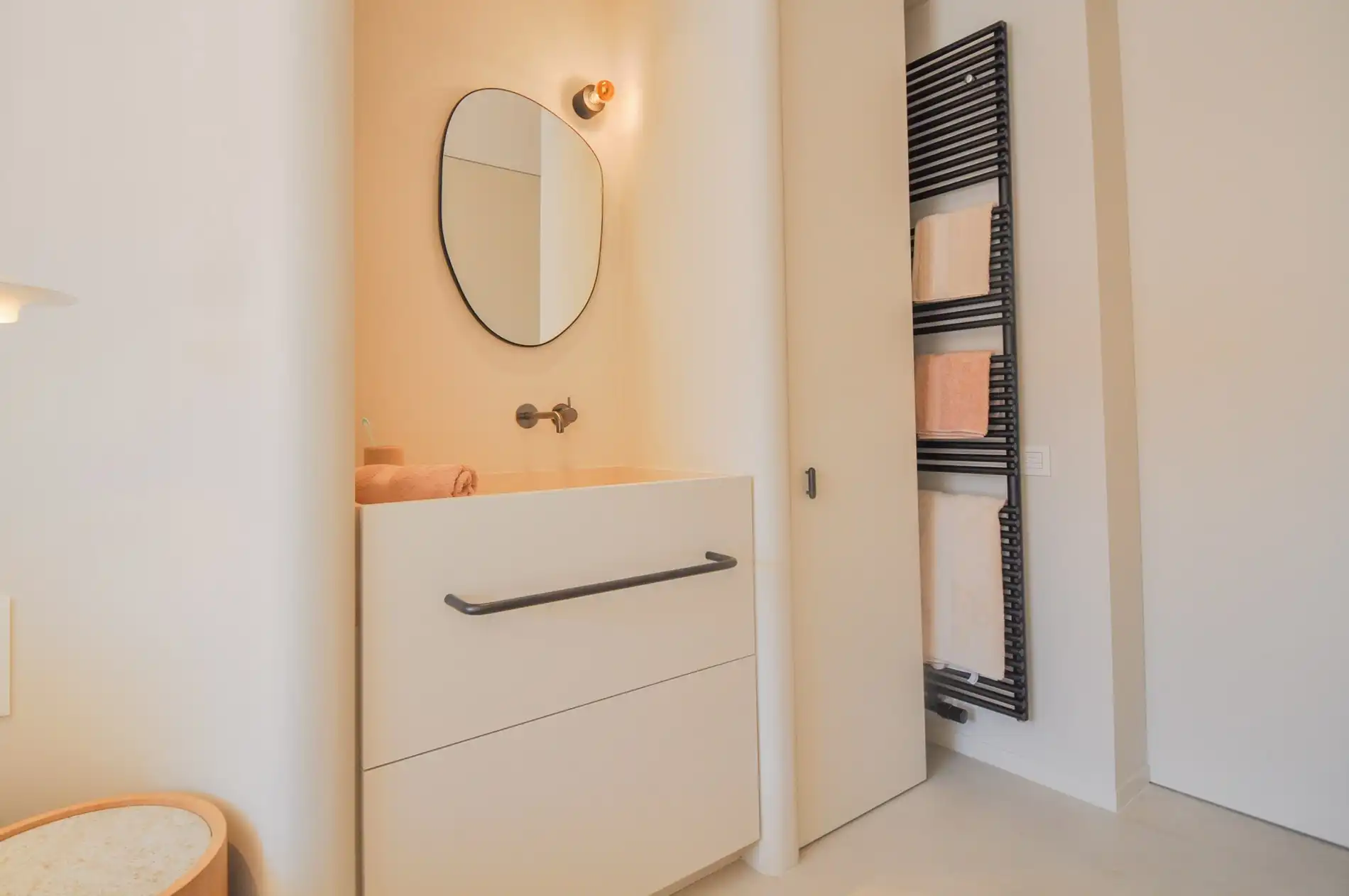 Volledig gerenoveerd hoek-appartement met een prachtig zicht op het Zegemeer. foto 21