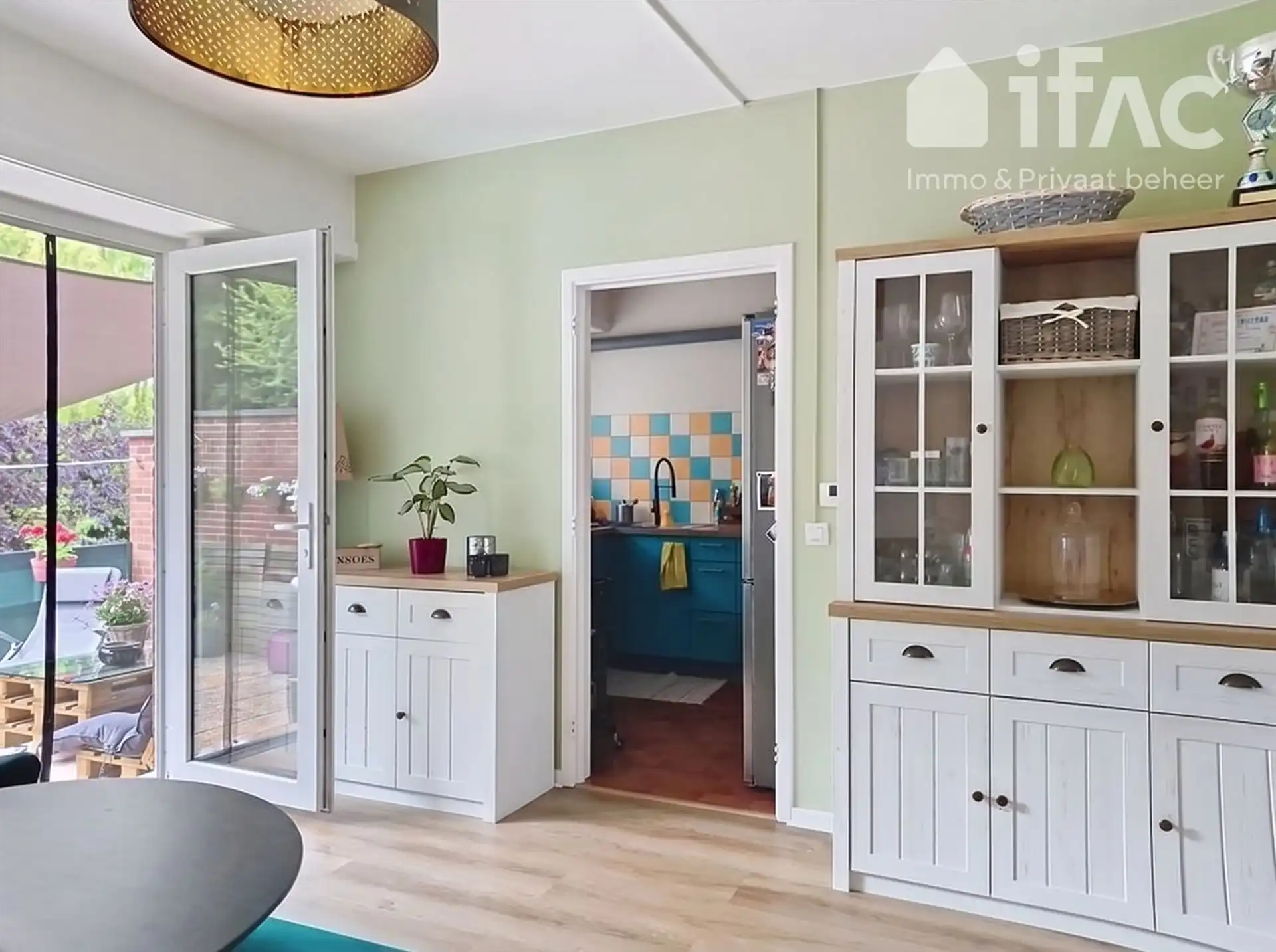 Gerenoveerd 2-kamer appartement met 27m² zonneterras. foto 5