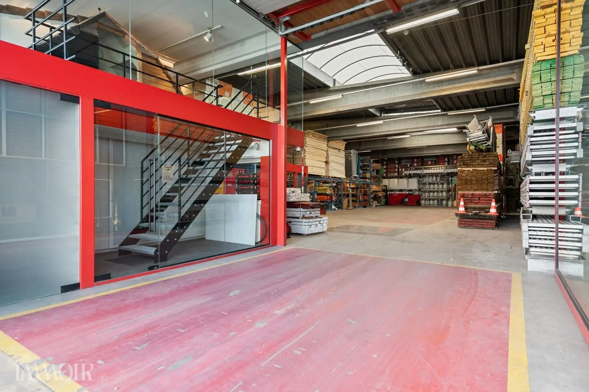 Ruim en veelzijdig KMO-complex met 3 units foto 3