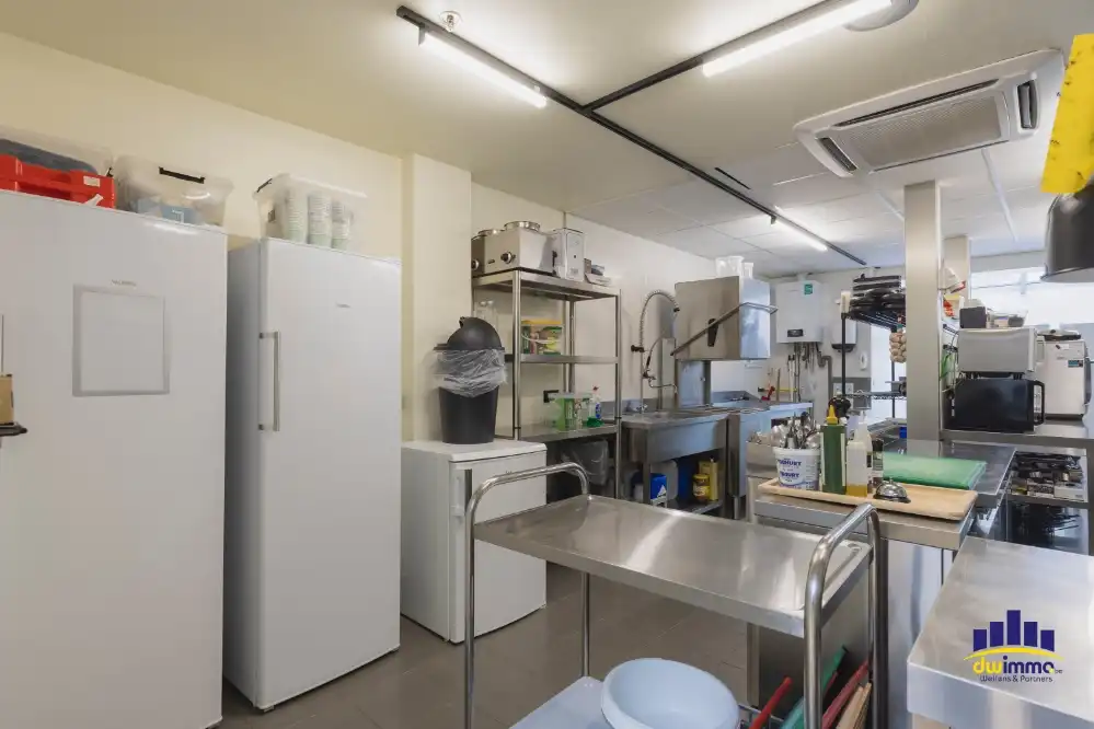 Prachtige, volledig vernieuwde ontbijt- en brunchzaak op een toplocatie in het hart van Oudenaarde. foto 17