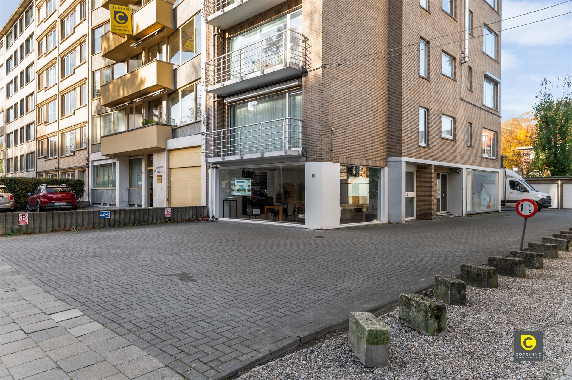 Handelsgelijksvloers/kantoor foto 2