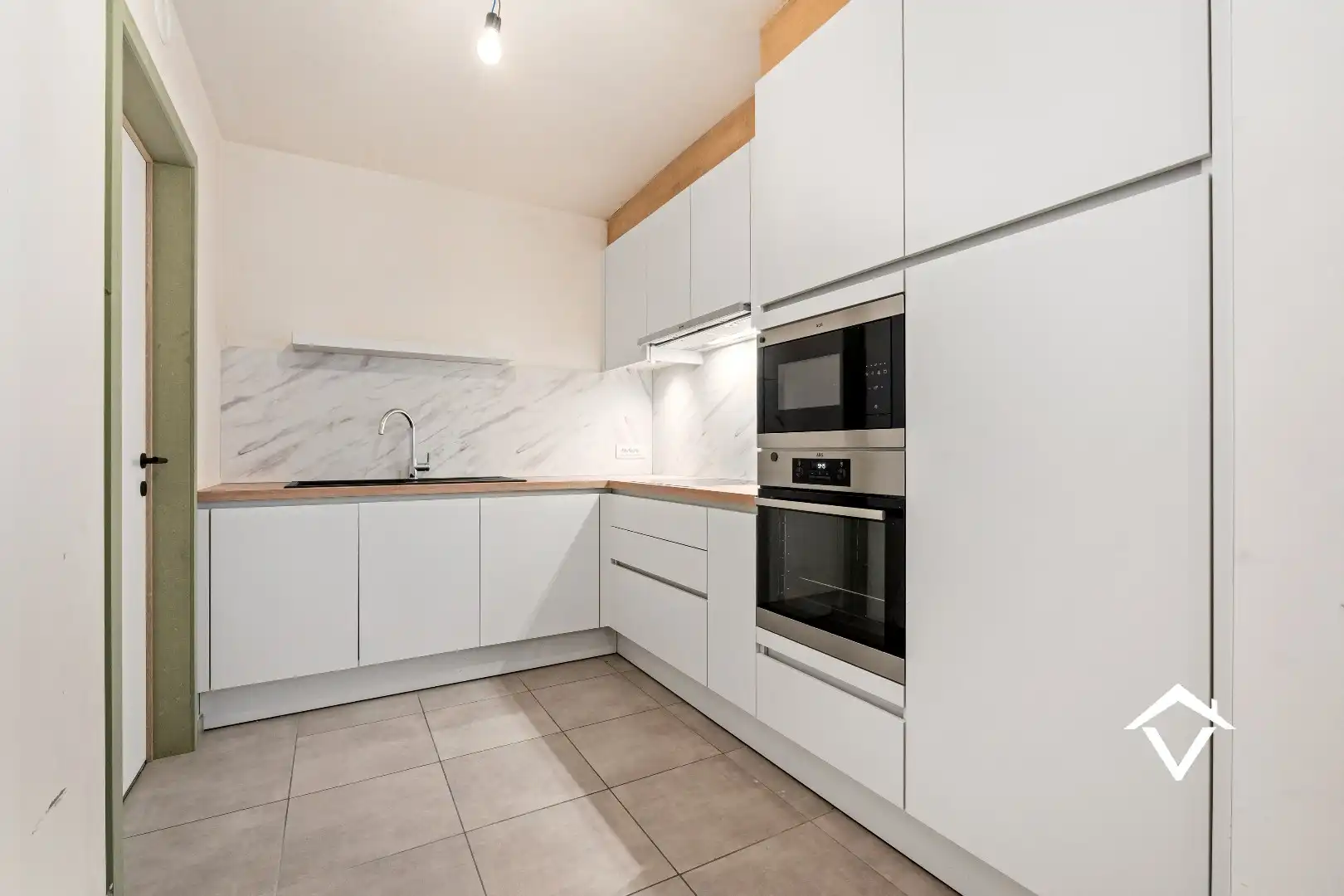 Recent en energiezuinig 2-slaapkamerappartement nabij het centrum van Oudenburg foto 10