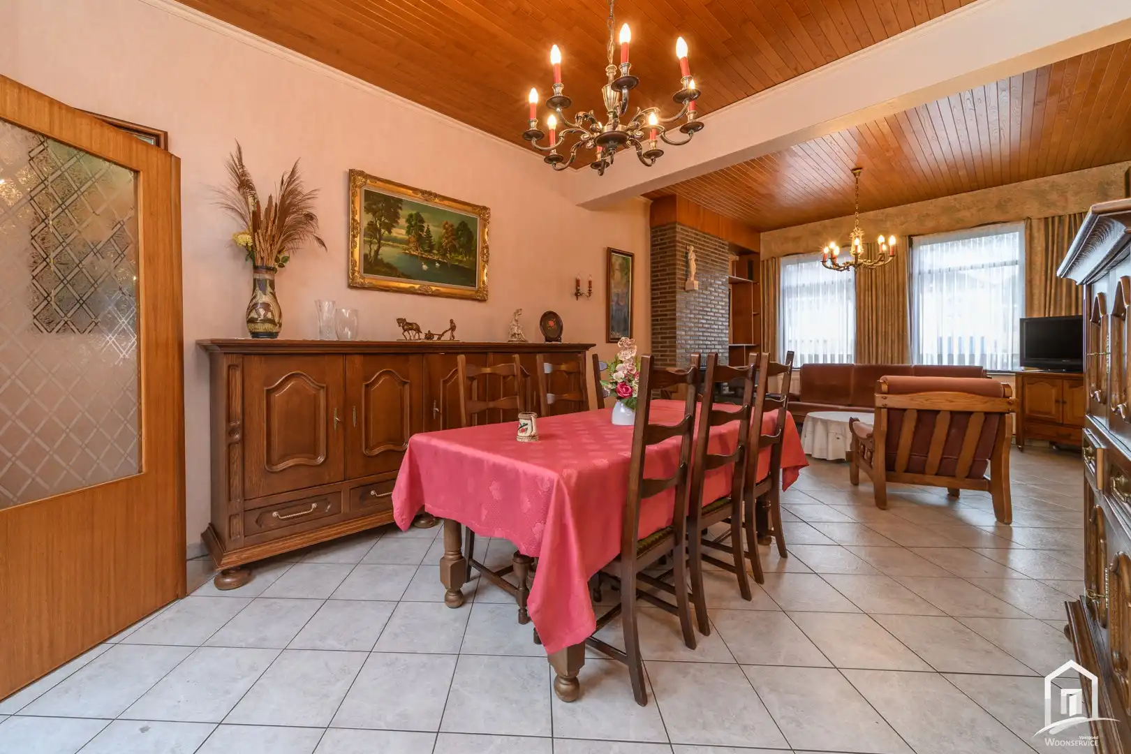 Degelijke gezinswoning met tuin en garage in Nieuwerkerken foto 4