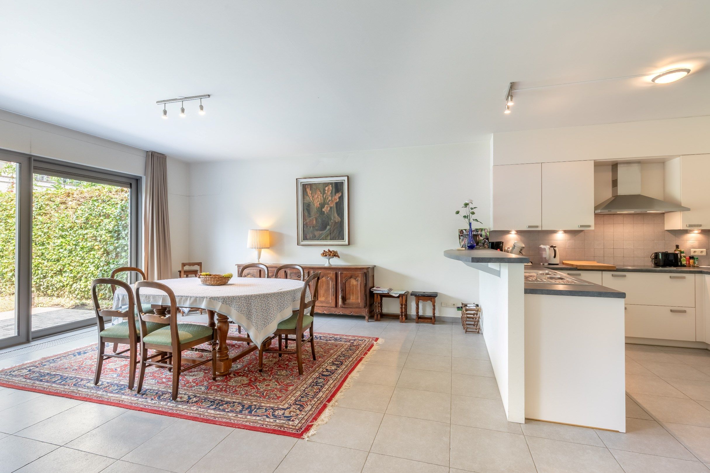 Gelijkvloers appartement met tuin op toplocatie! foto 2
