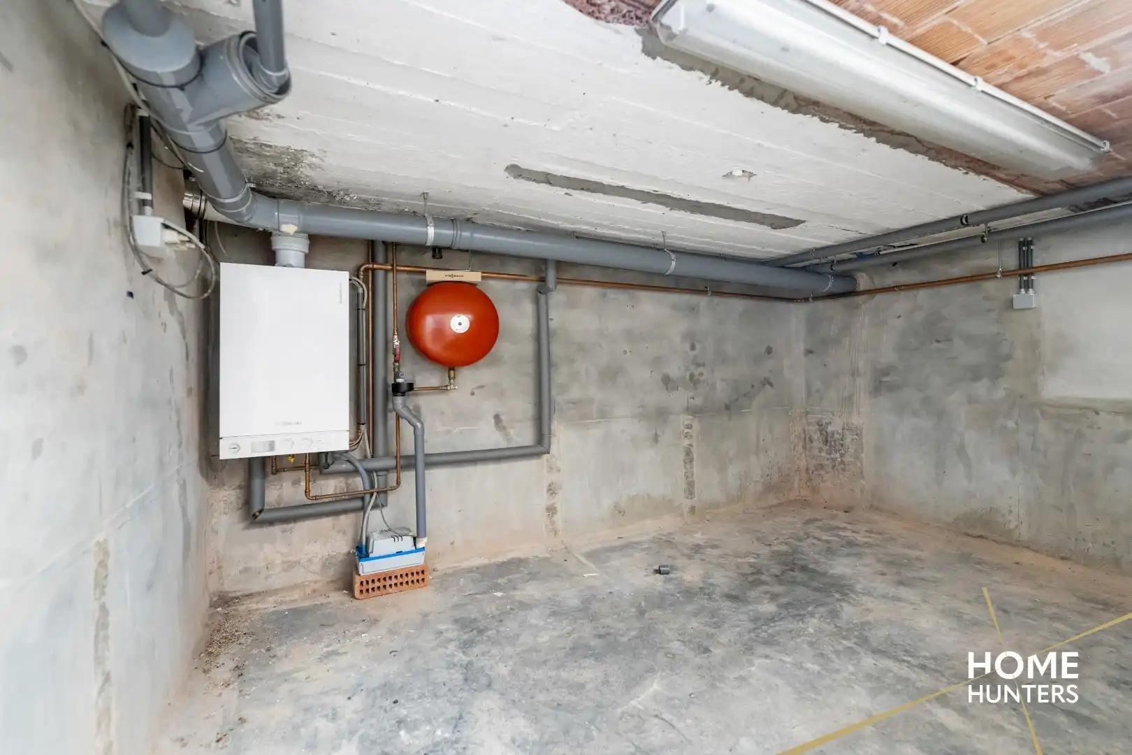 Ruime kantoorruimte 134 m² pal in het historische stadscentrum van Ieper foto 11