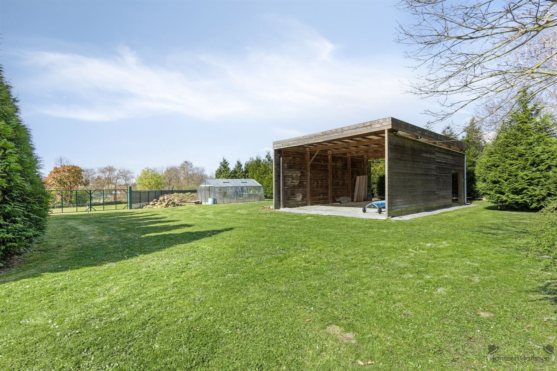 Prachtige landelijke villa met ruime opslagmogelijkheden. foto 8