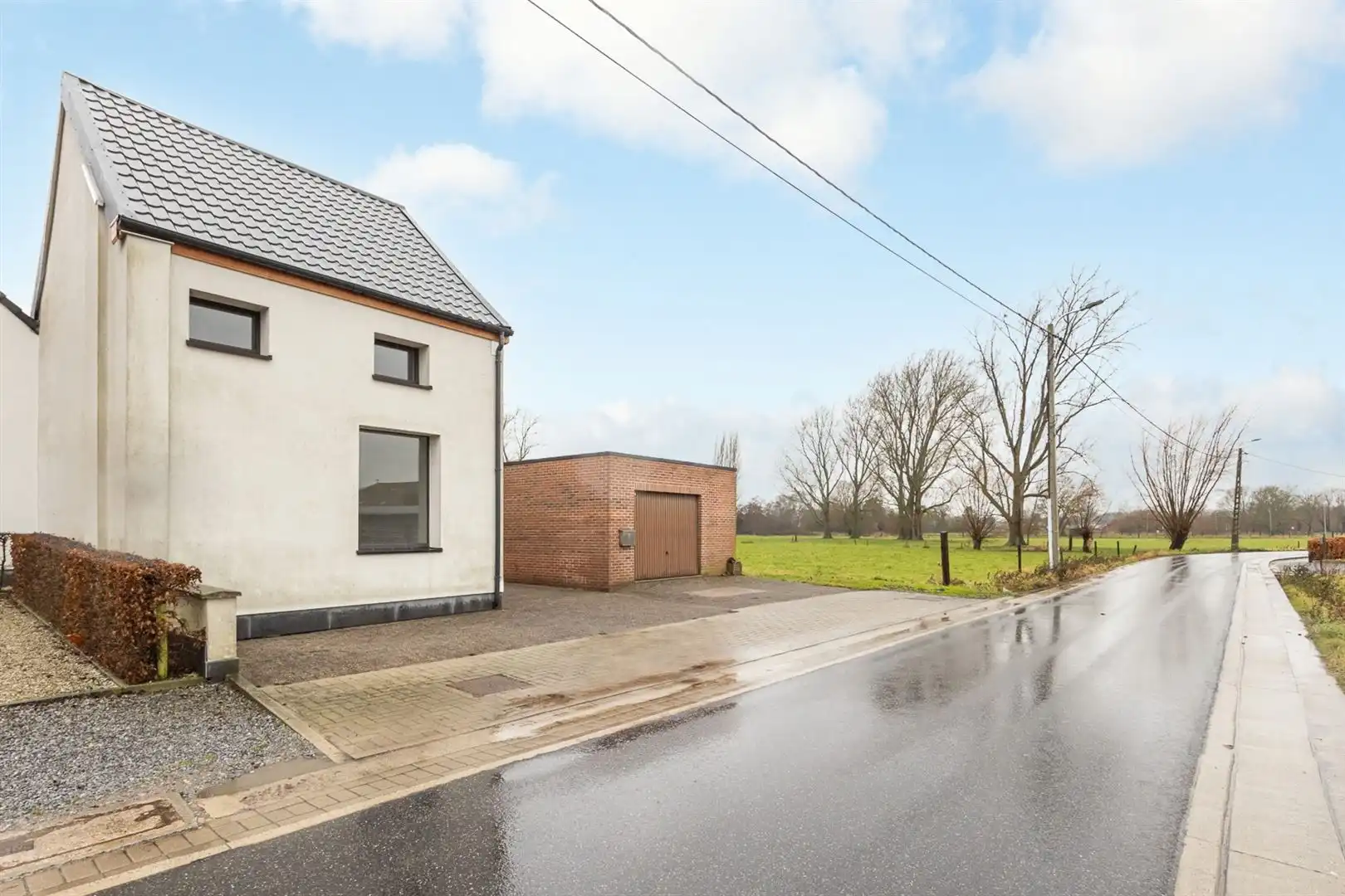 Instapklare HOB, pas gerenoveerd! foto 2