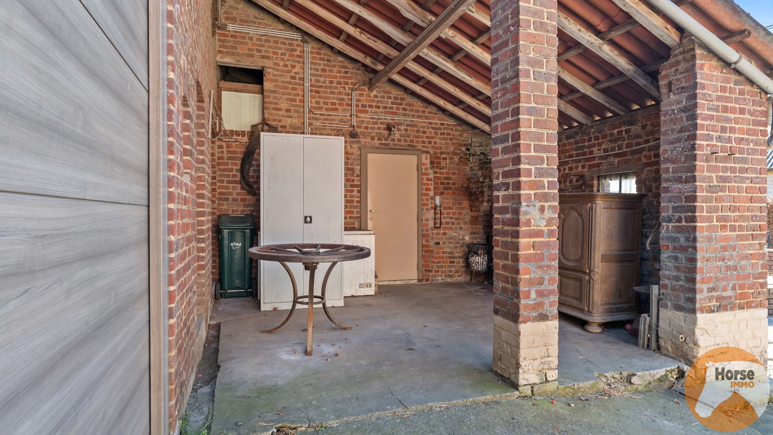 ZWALM - Hoeve met stallen en weides op +/-1,5HA foto 27