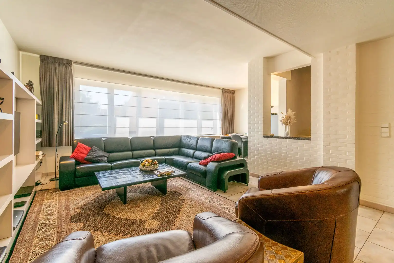 RUIME, INSTAPKLARE DRIEGEVEL BEL-ETAGE WONING ! foto 10