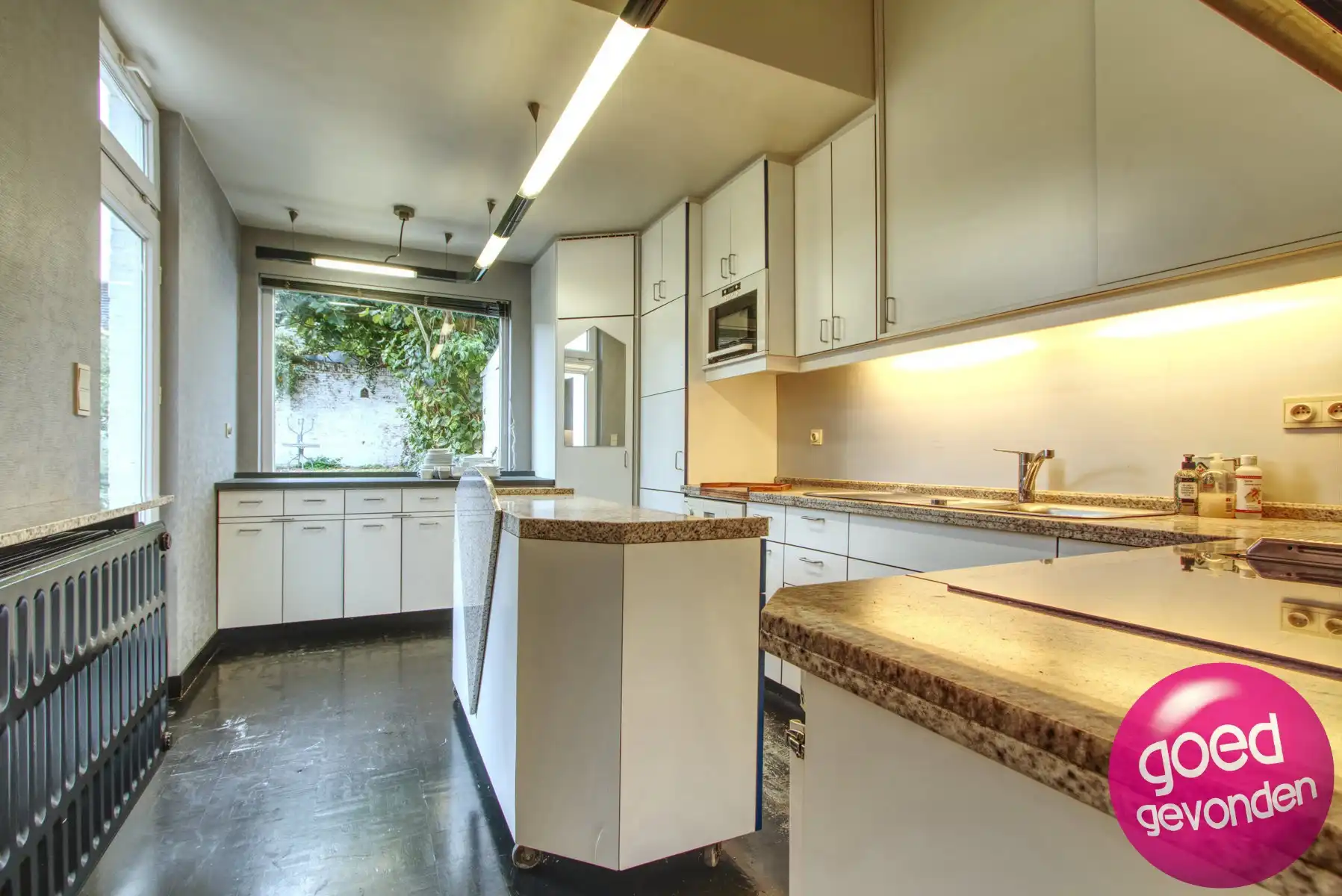 HERENHUIS - 4 tot 5 SLK - 2 LIVINGS - KOER - TERRAS - TUIN   foto 18